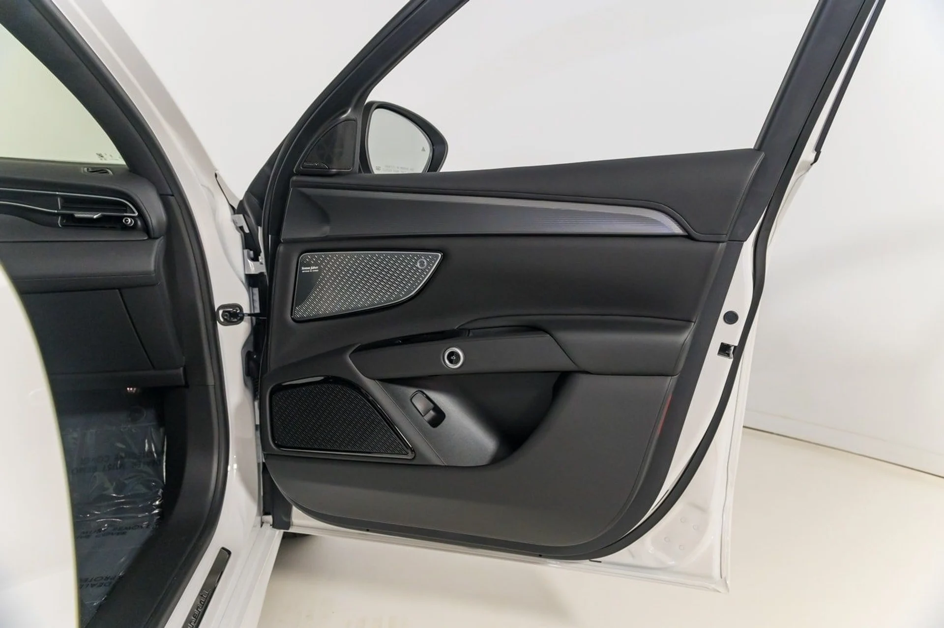 mph021_395356682_45aa5a9dff2632eb60be496340ecf1bax_50f0d7227a