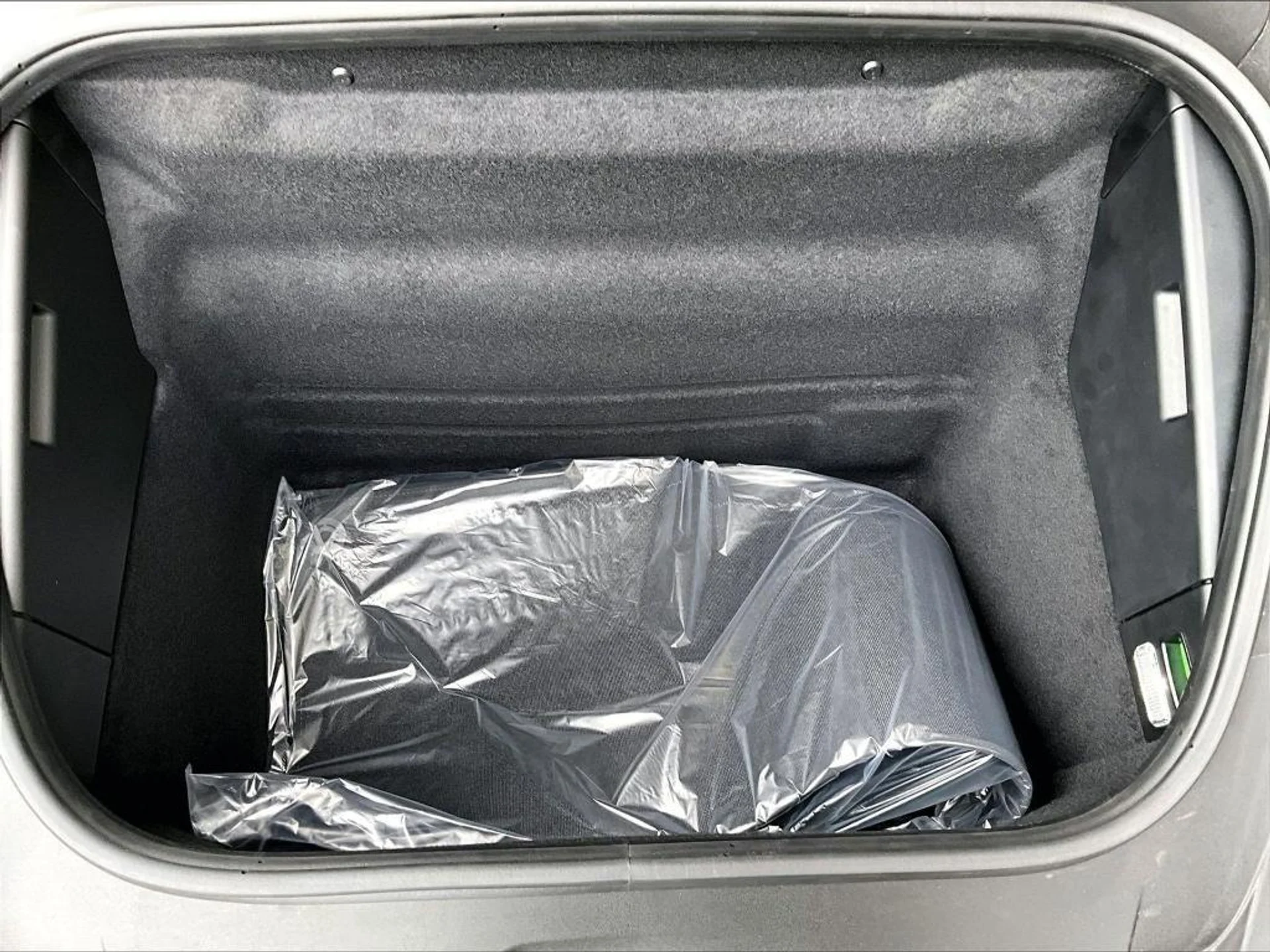 mph021_3966660729_y_Gx_SNUGC_Ngoe_Vwi42_NGUOAM_8_EQQ_67927f244f