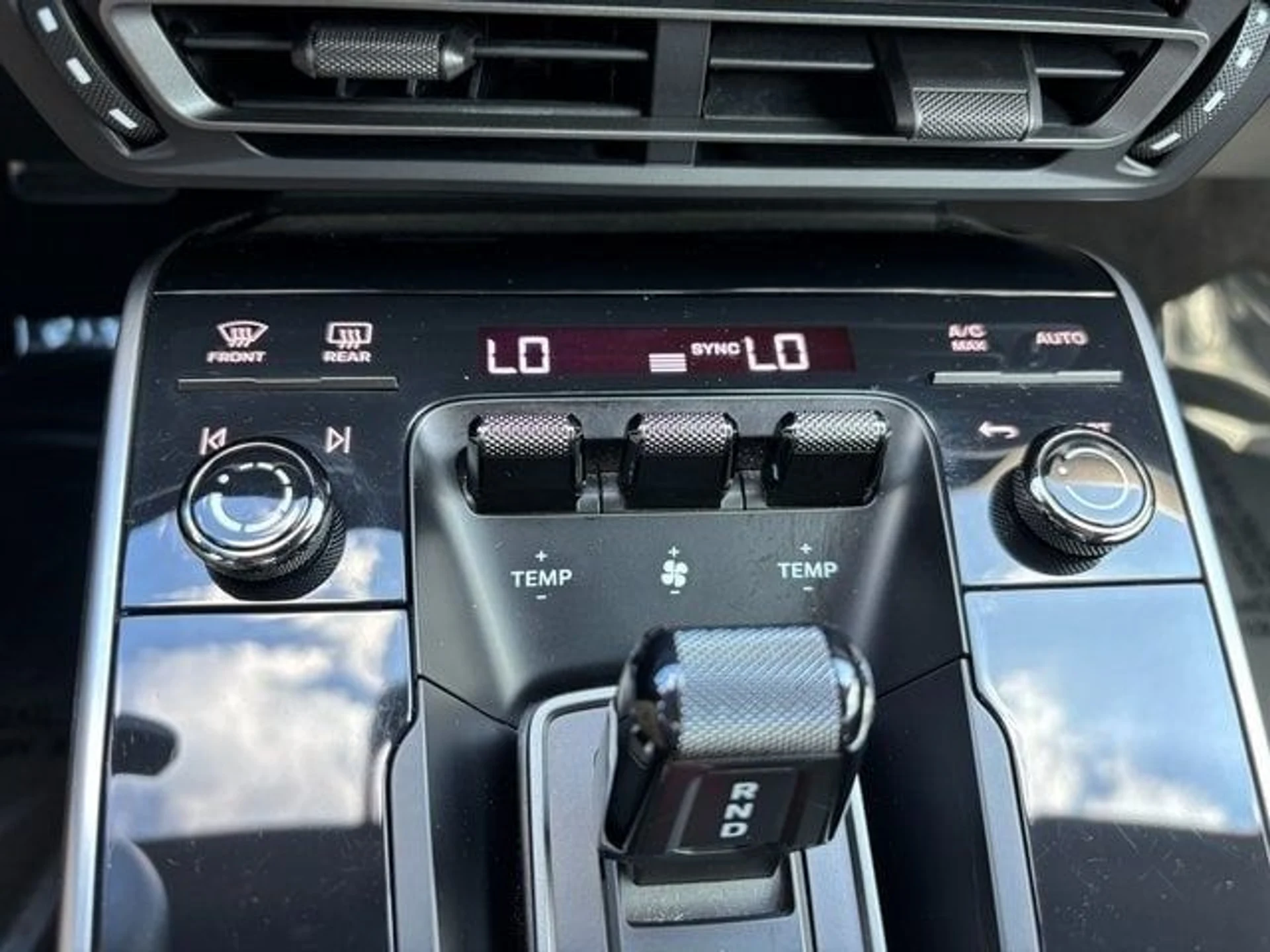 mph021_3971599719_f411d45573a0cb9aa78152a619a2734dx_709e10fe98