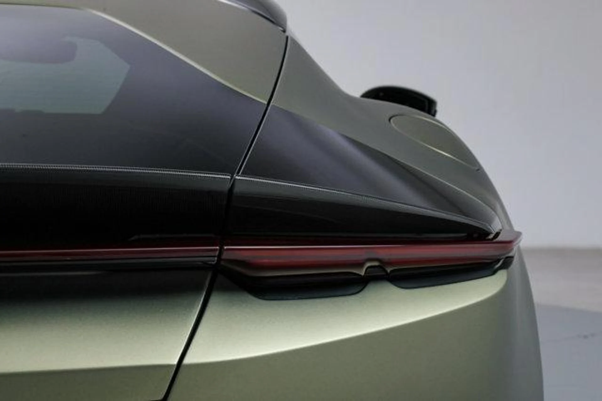 mph021_3975203115_52b_Yw3_Cz6_HT_On_Lsgt_L_Zd6qmh8s_f28b34ff5c