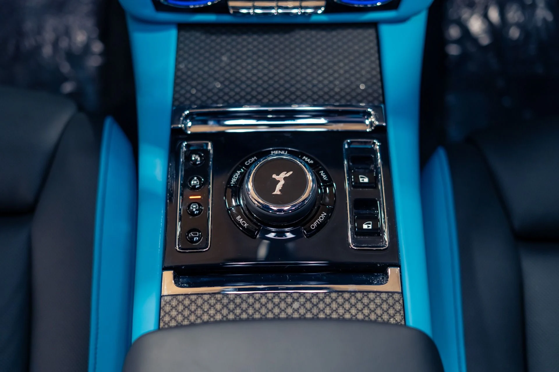 mph021_3976314321_Used_2023_Rolls_Royce_Black_Badge_Ghost_Commissioned_Turchese_Interior_Huge_Sticker_1781111674_1ff2346297