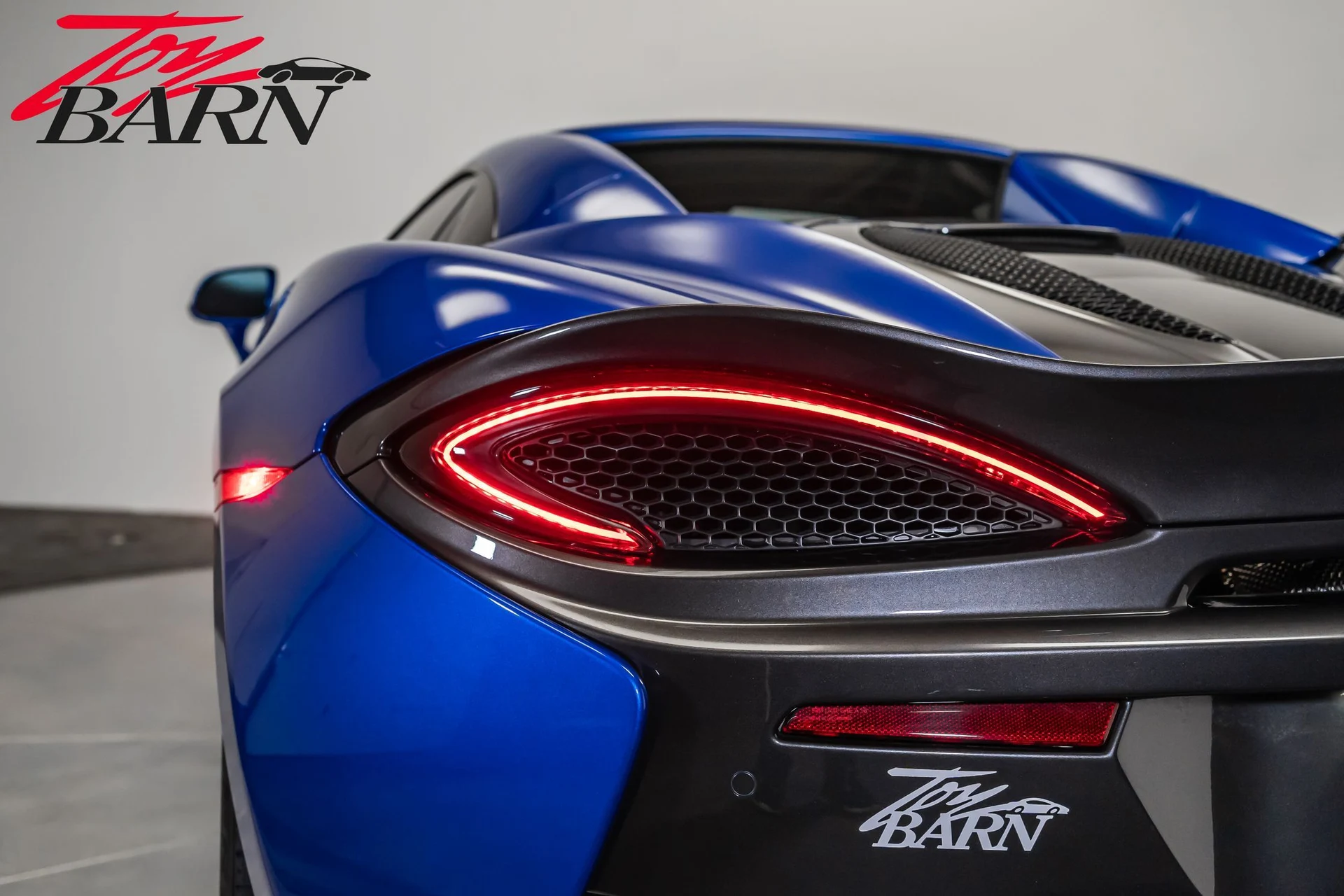 mph021_3976950665_d118df35296a6cd2c2cb75aec4cc556ax_b2ee87c478