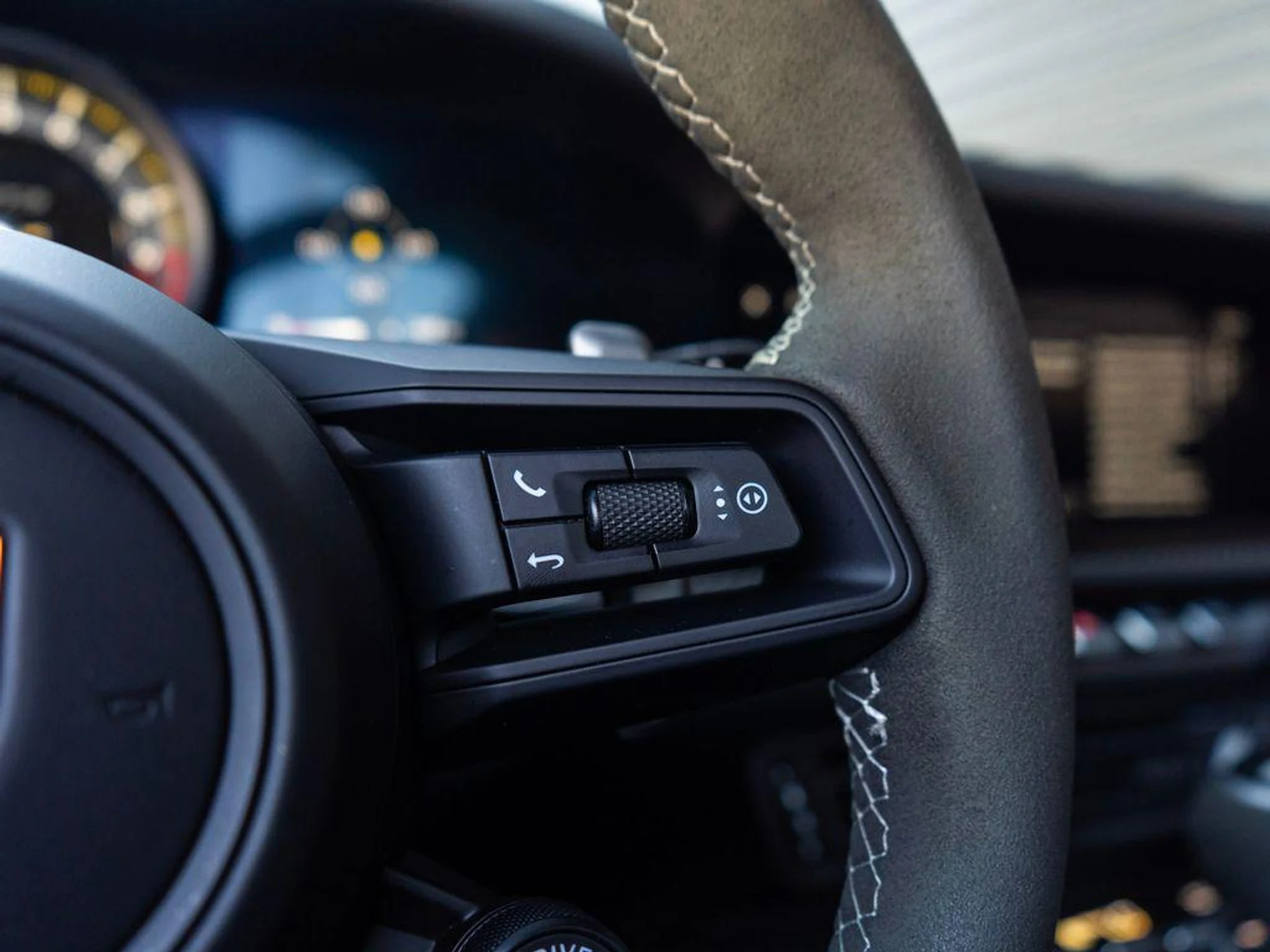 mph021_398380800_mz_MW_Tmfed_Cm_u_Qg_Zi_Zg_D_Ft1_Z4_163e2d4461