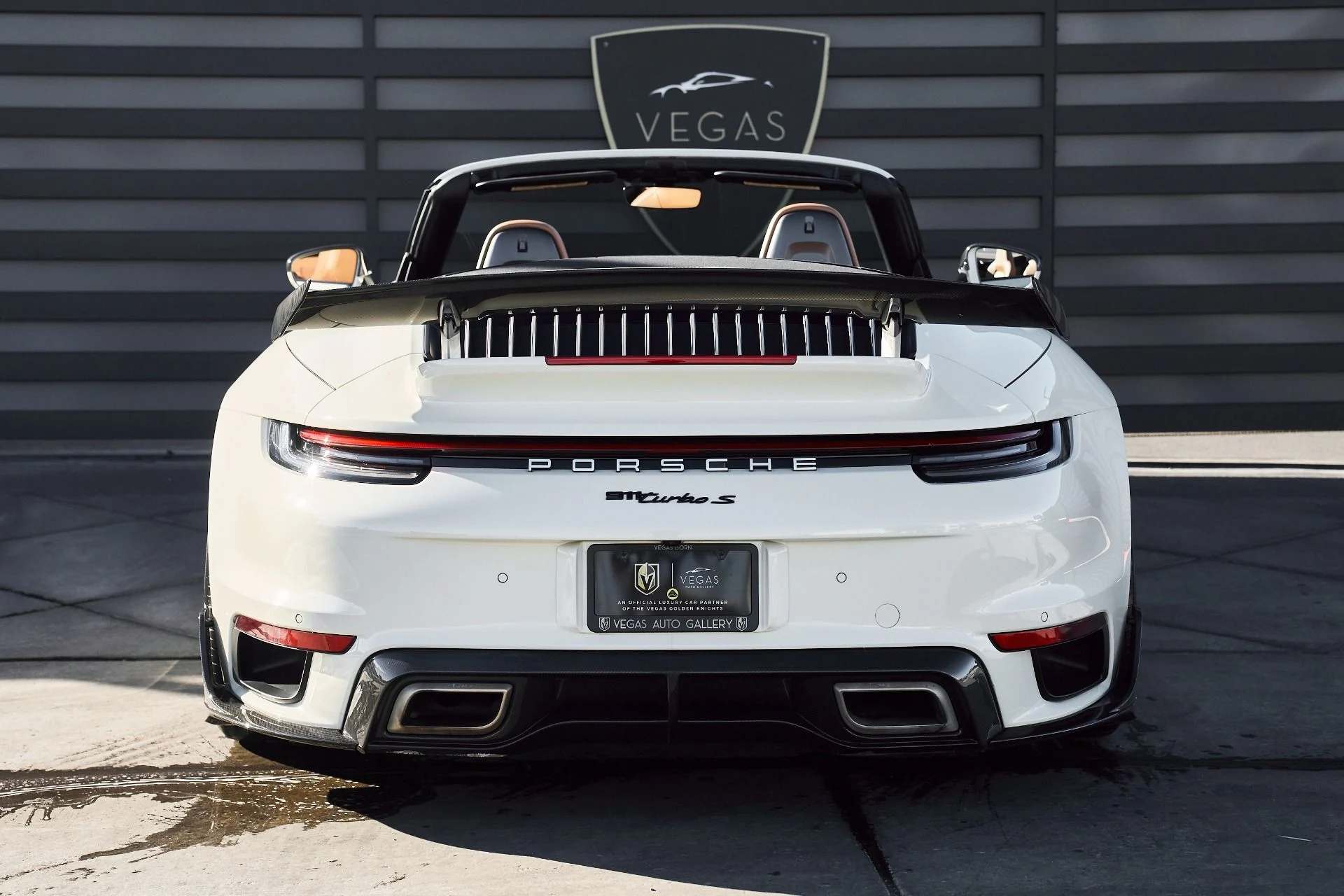 mph021_3984183358_Used_2023_Porsche_911_Turbo_S_1764903149_8077de7f74