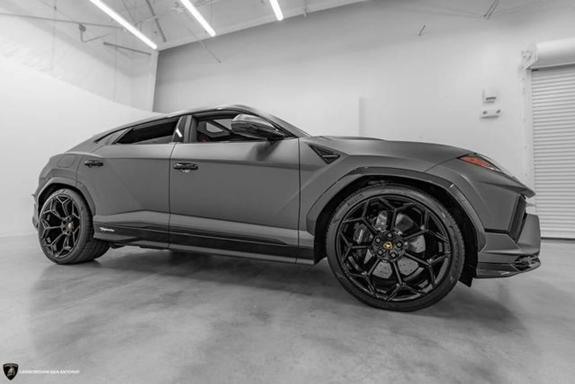 mph021_3984268074_vaby7_B_Qug_VQYWY_0jln_E9j_S0j0ls_27dd63a382