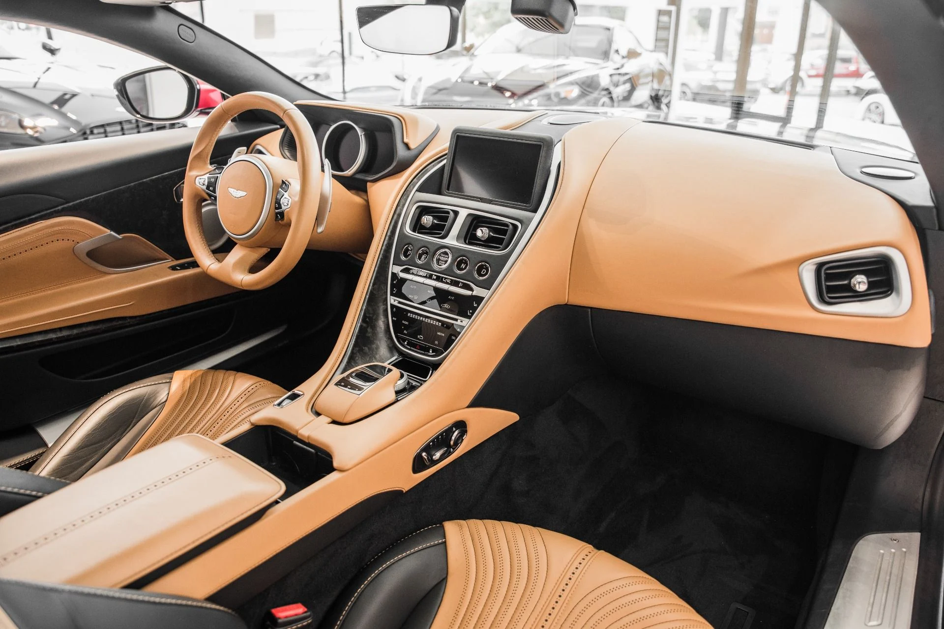 mph021_3985018862_Used_2017_Aston_Martin_DB_11_1595695545_9ce0bd6611