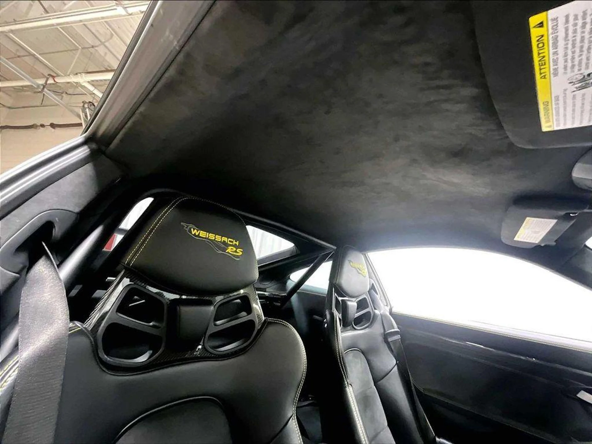 mph021_3997741092_ecq_Do_RN_2520xo_ZTW_86_W_It_PY_Bn_Rw_1fc6e0141e