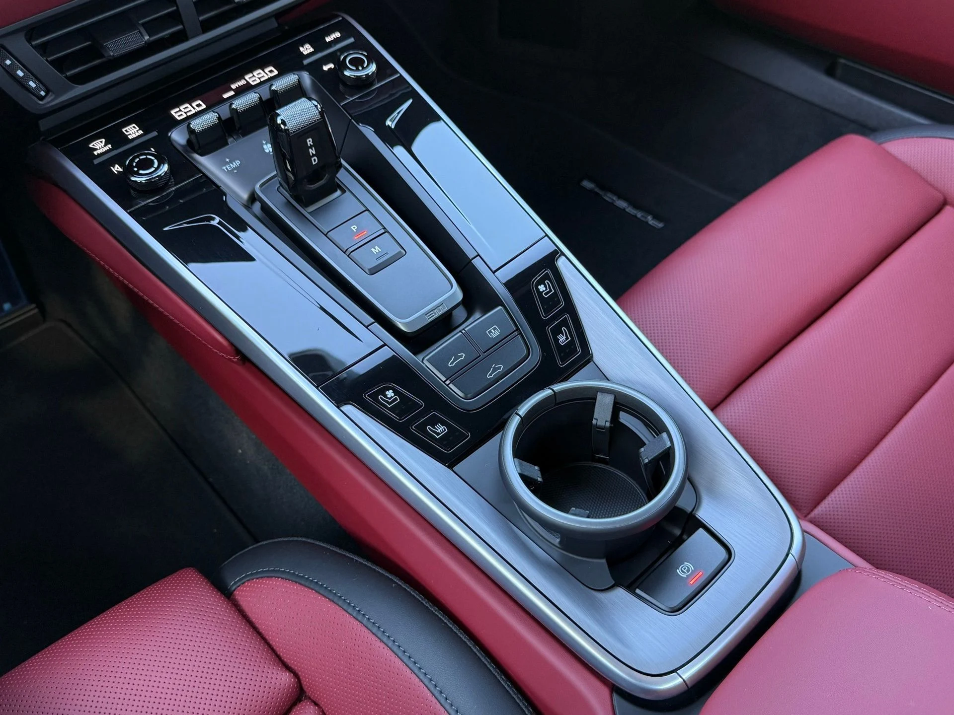 mph021_4006476824_79dd3316a44d3cea3419cfe176bbd625_e6864acb2a