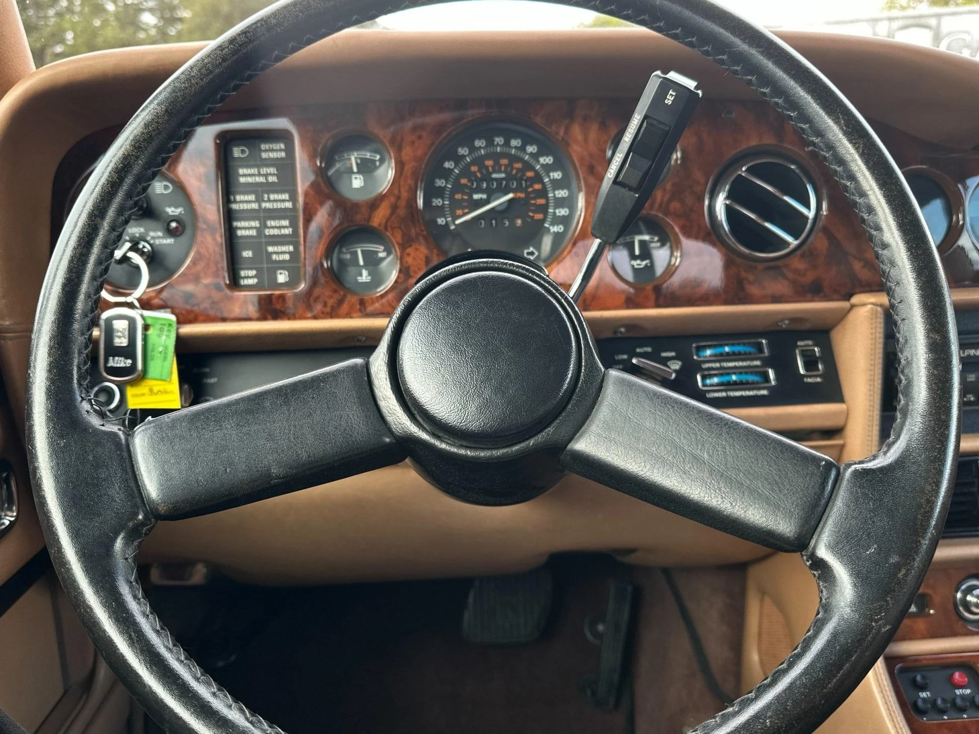 mph021_4014306893_Used_1986_Rolls_Royce_Corniche_1760538287_741cdde28e