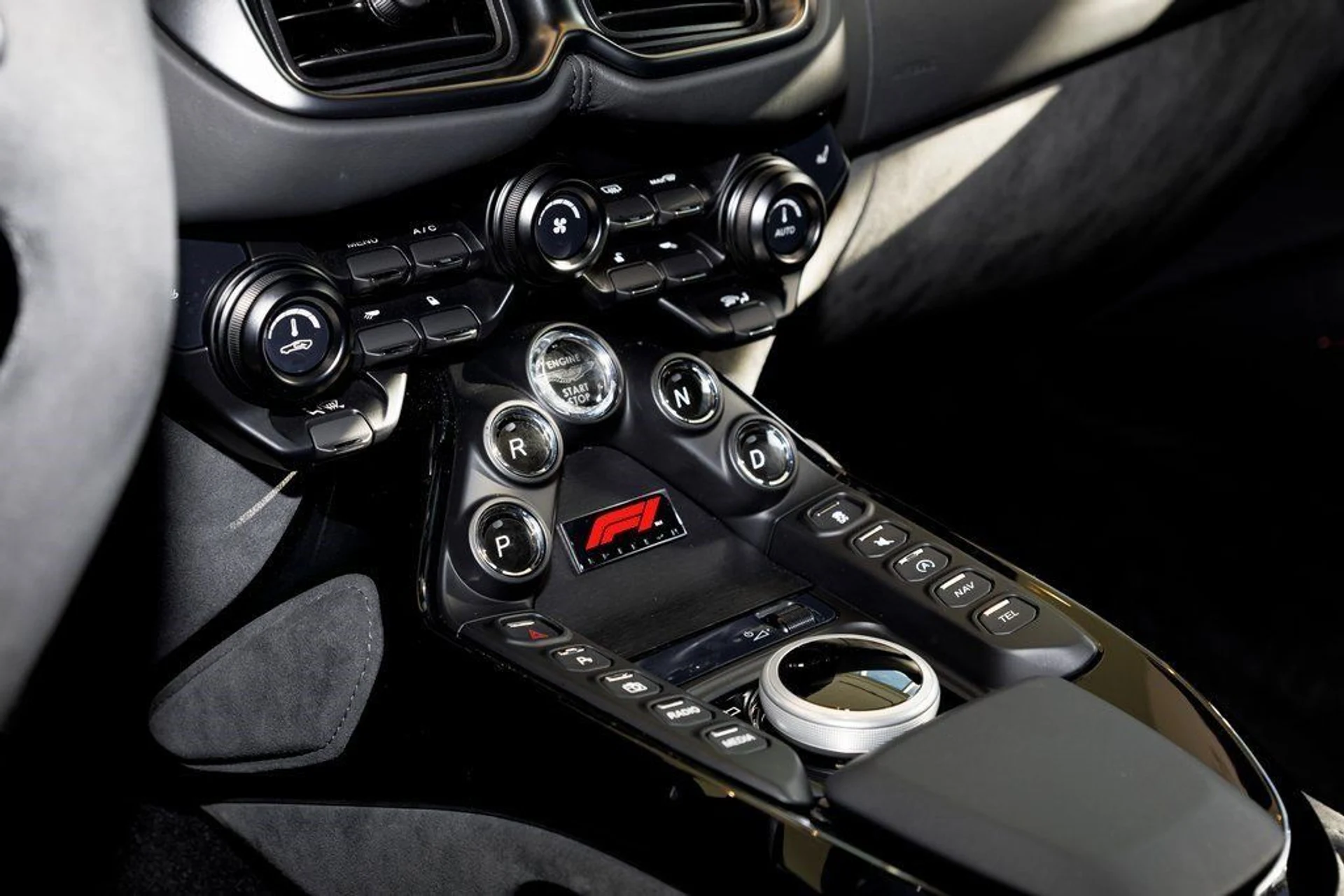 mph021_4020482461_035a06bfded37b5d49b966559f0de8dd_1e1a8df71c