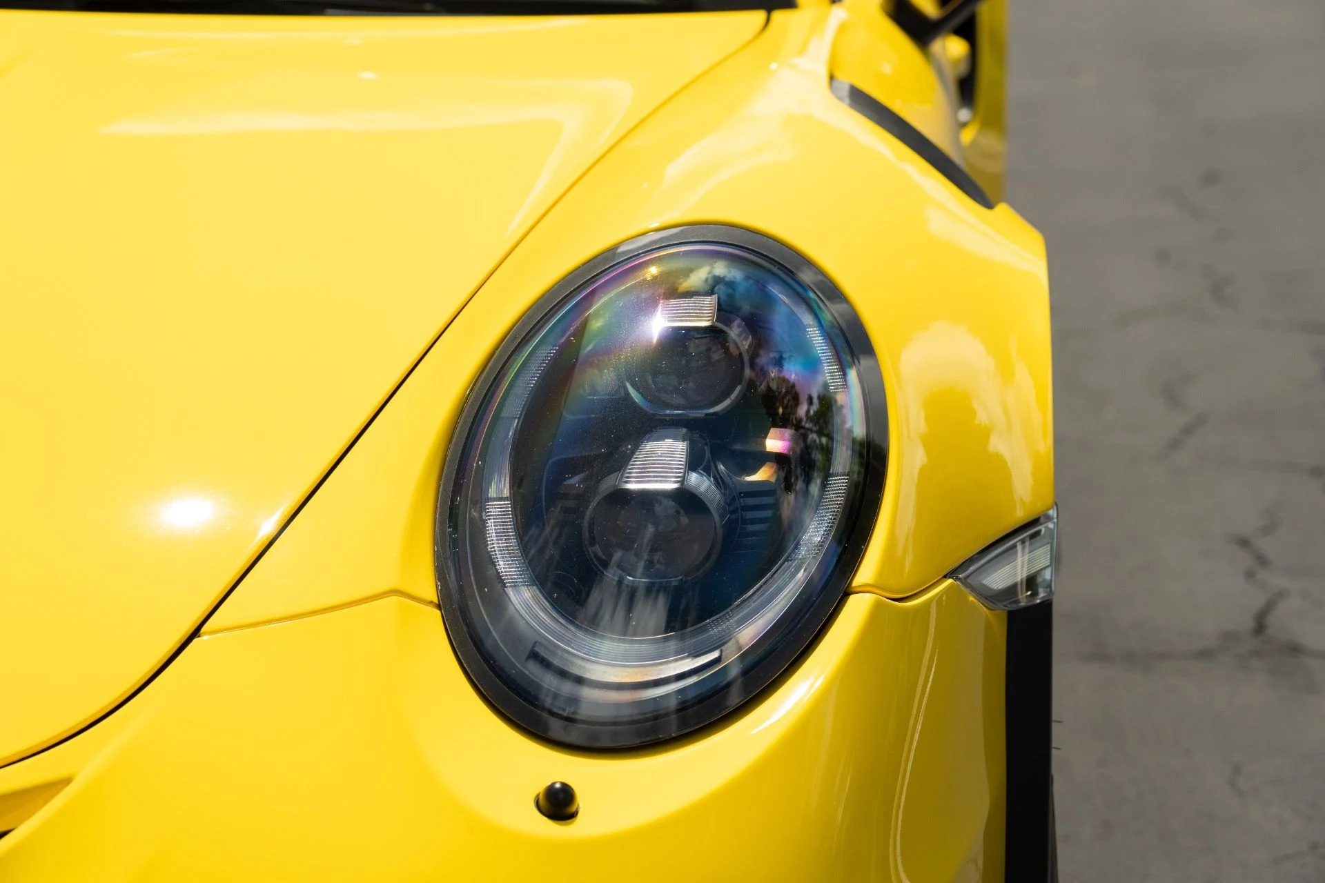 mph021_402258370_Used_2016_Porsche_911_GT_3_RS_1759258401_e9cabfd47b