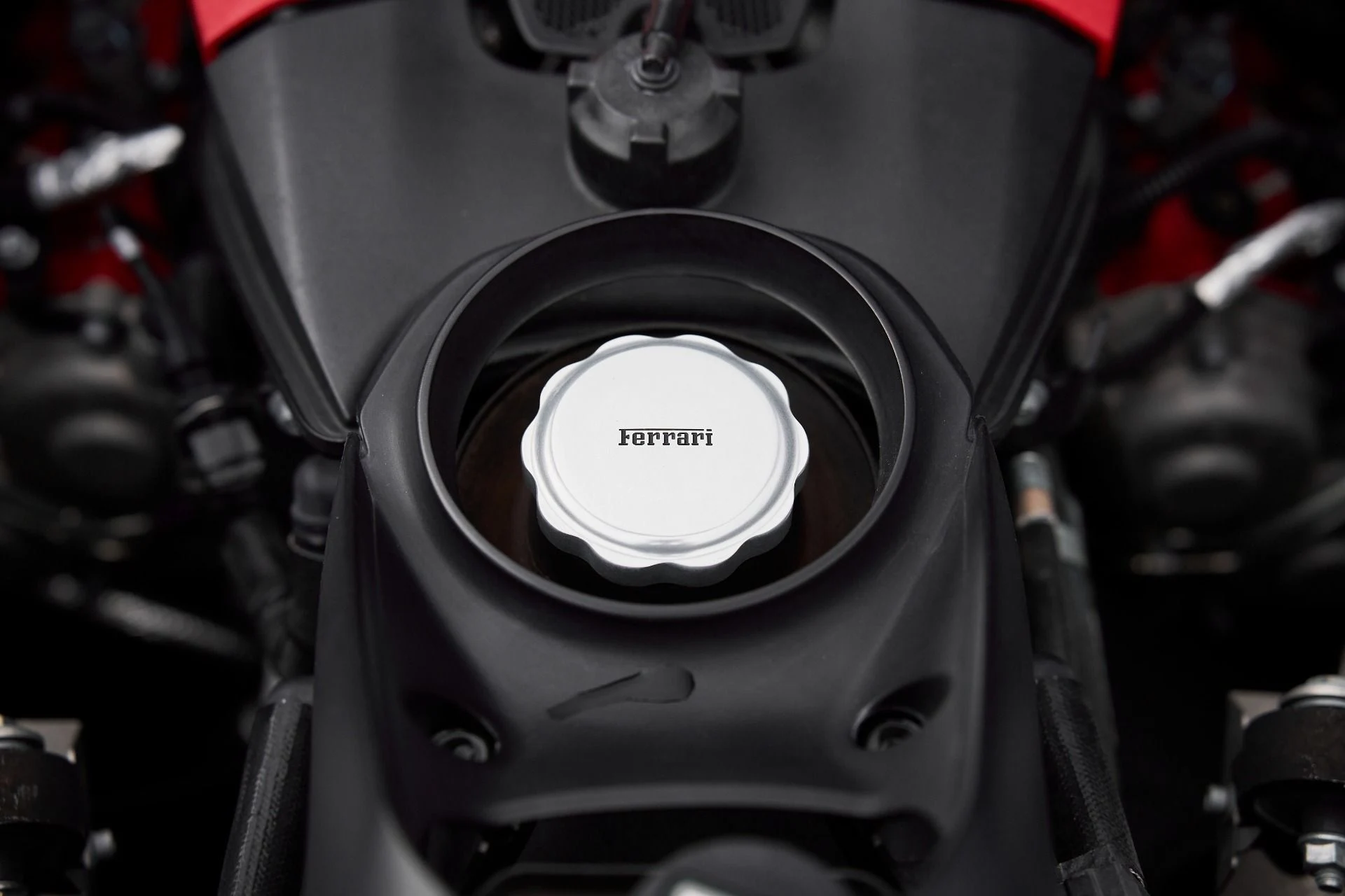 mph021_4036124029_Used_2020_Ferrari_F8_Tributo_Base_1761597626_24f3bb484b