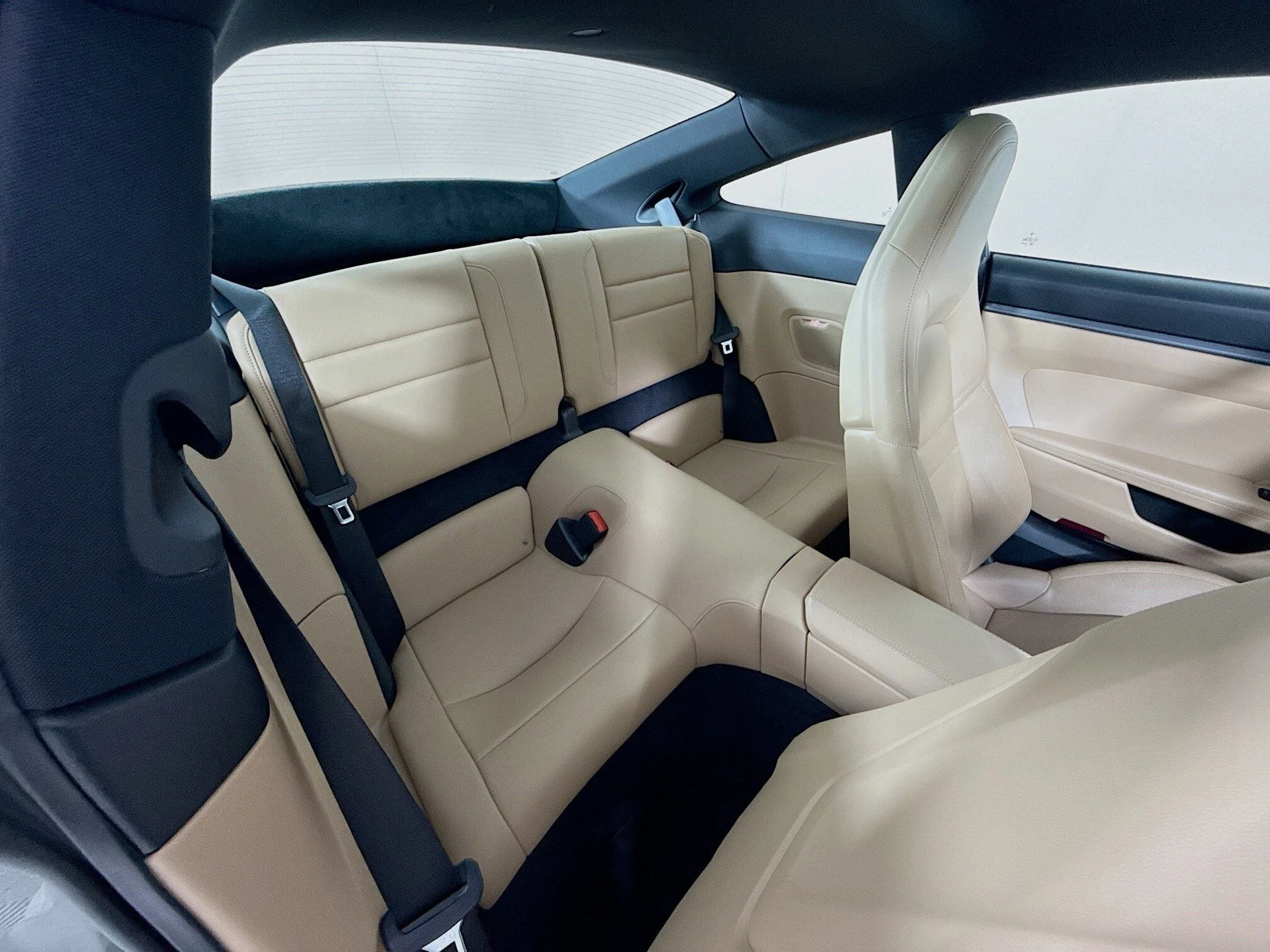 mph021_4036573786_a05f251af7d962bdf82e9766077047dfx_ecd672a755