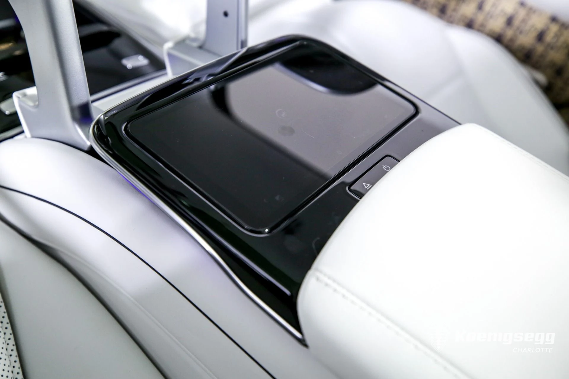 mph021_4041729240_Used_2023_MERCEDES_BENZ_S680_MAYBACH_Mercedes_Maybach_S_680_4_MATIC_1737494018_c996dd6343