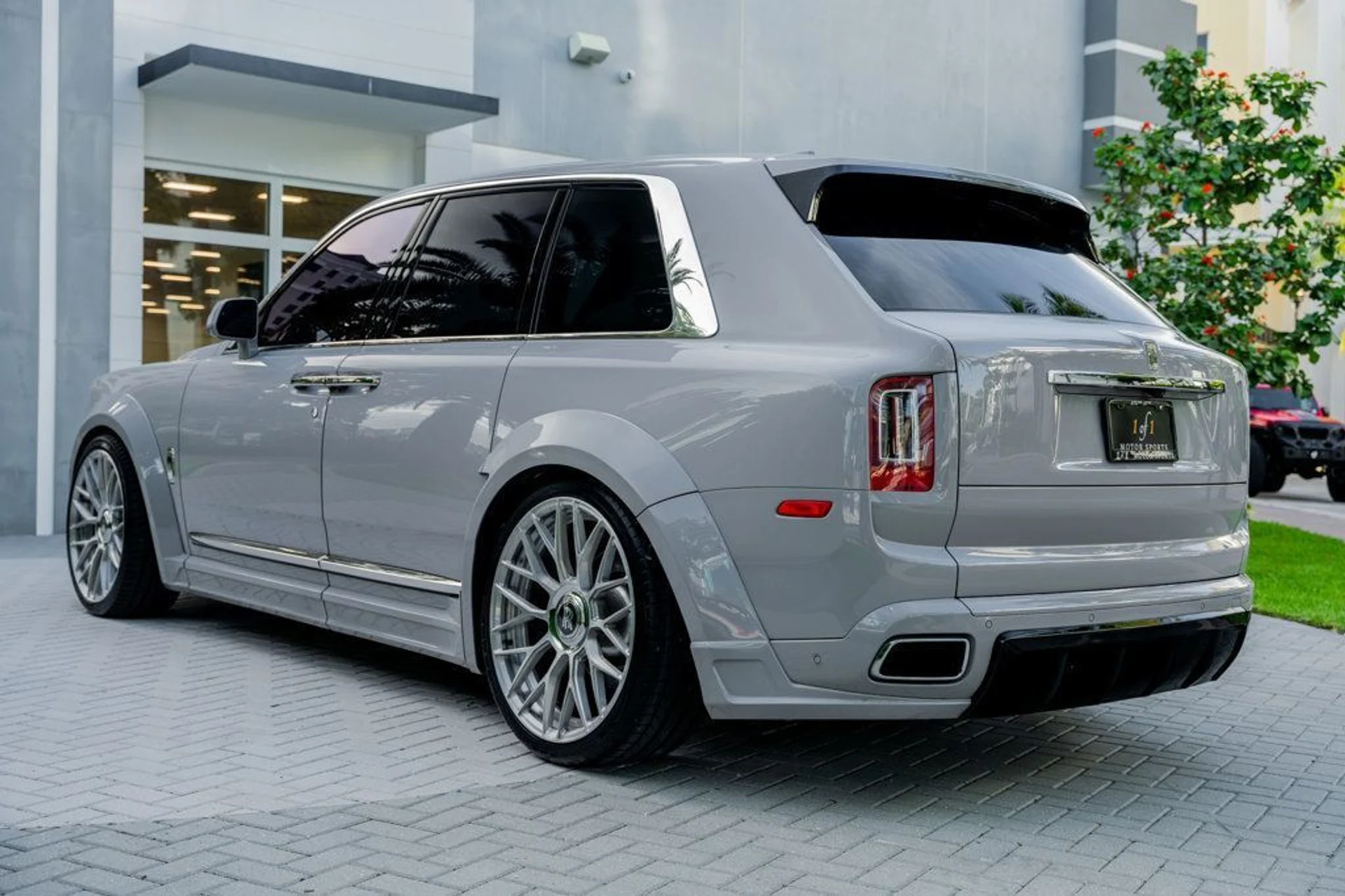 mph021_4049728210_used_2021_rolls_royce_cullinan_sportutility_14354_22563864_22_1024_01d76d43e0