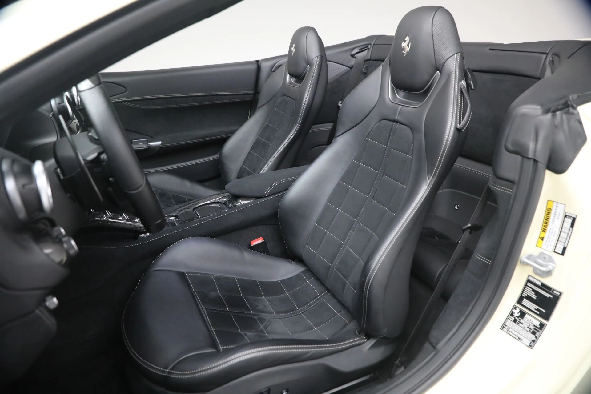 mph021_4059518606_Used_2023_Ferrari_Portofino_M_1767989995_2c14363d15