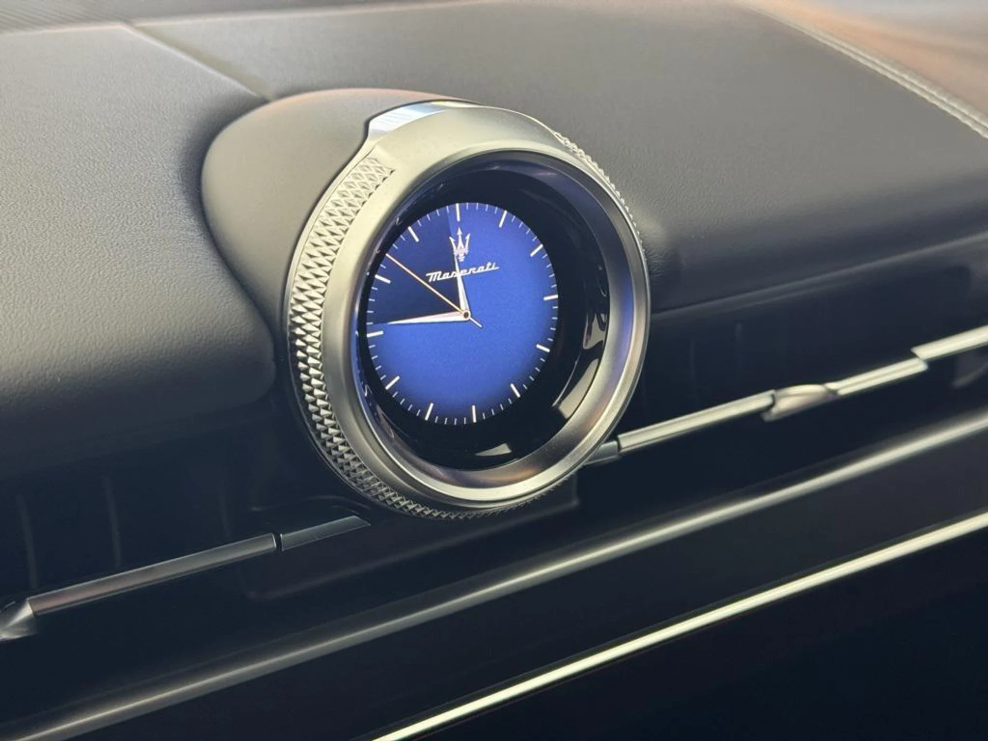 mph021_4061600678_T_z1_Smj_Vjq_IP_2_GH_0_U9e_MK_Et_O3w_77675d290a