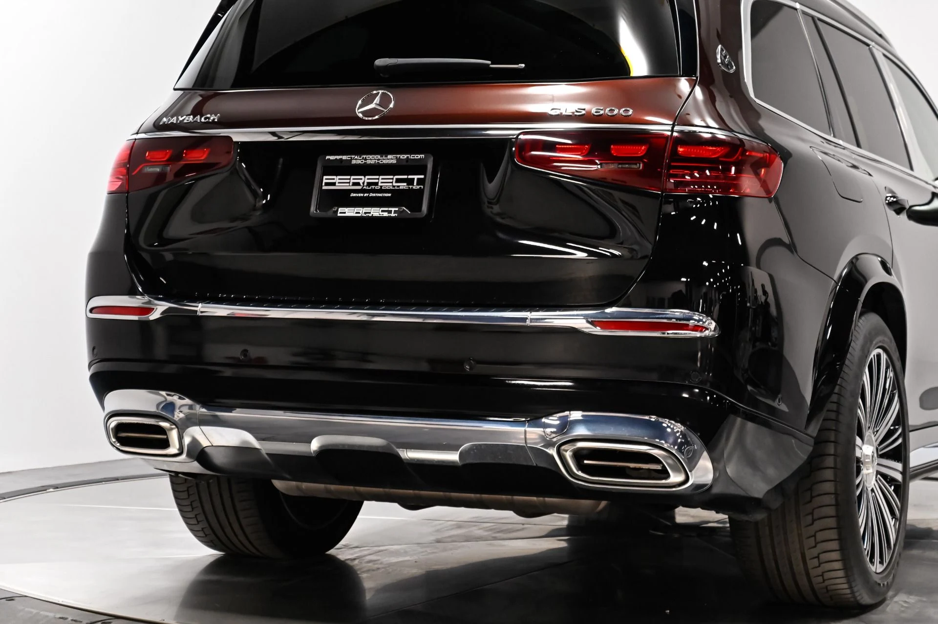 mph021_4063525112_Used_2024_Mercedes_Benz_GLS_Maybach_GLS_600_4_MATIC_1789504682_561e831be3
