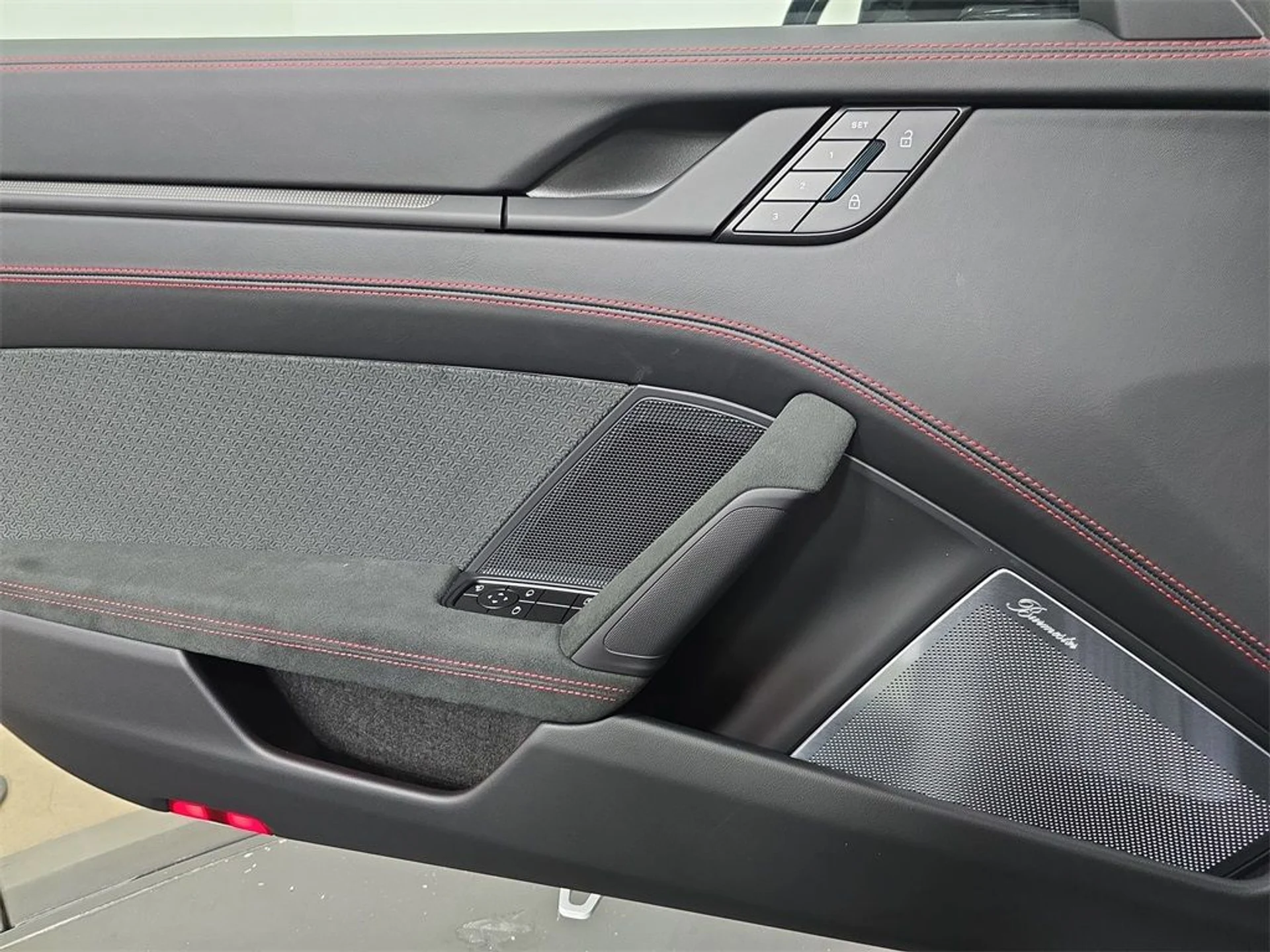 mph021_406409696_ce64927218ee84281490317464de002d_aea9a70c19