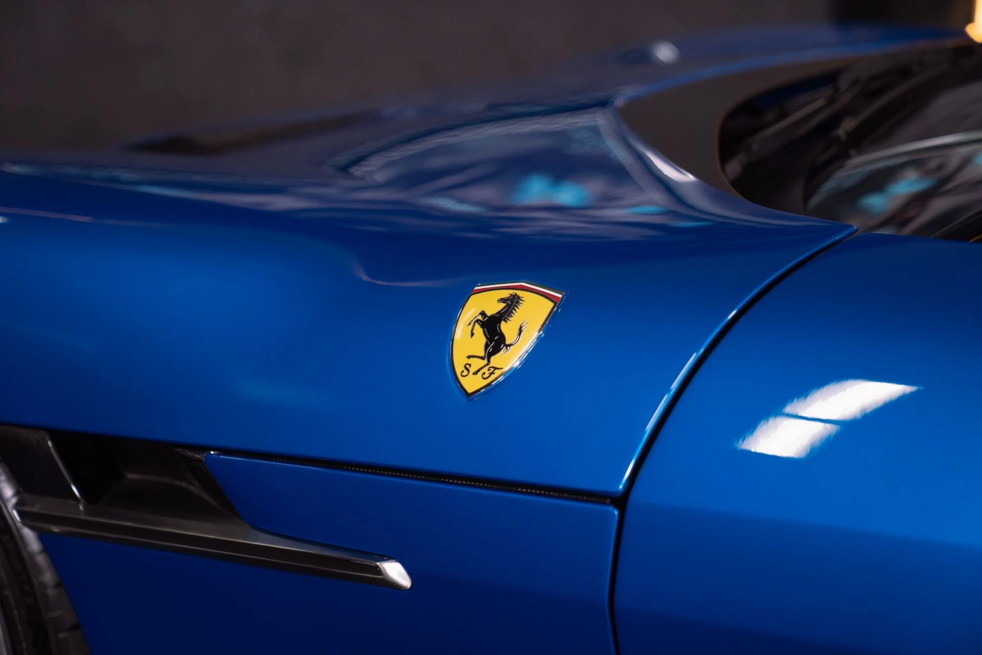mph021_4064525124_Used_2025_Ferrari_12_Cilindri_Full_Exterior_Carbon_Pack_with_Carbon_Roof_Racing_Seats_1793401939_cdbf9233e5