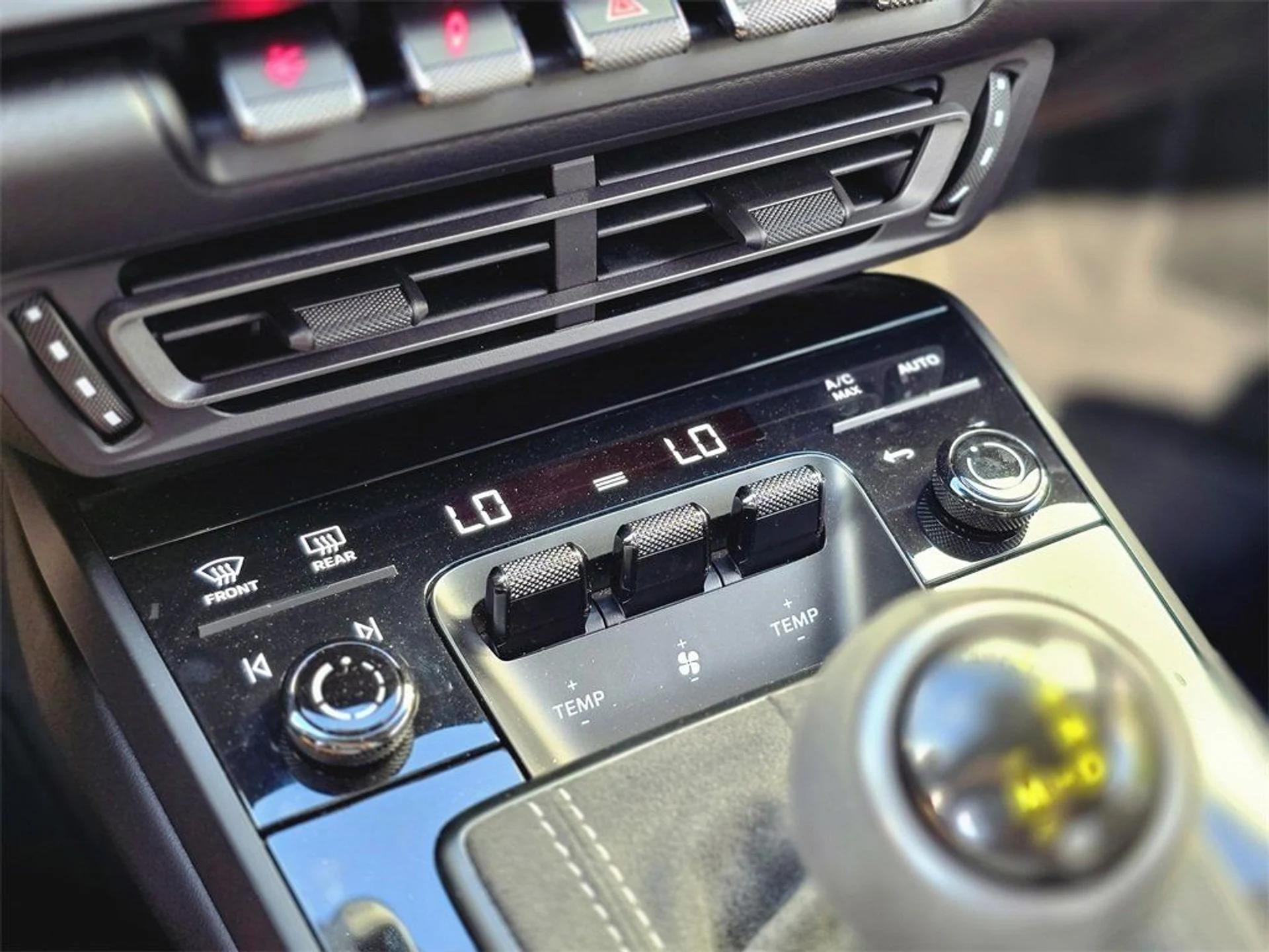 mph021_4066589182_0f8a3bbdbb6846c4d571f398c3d3a11c_e460056fd1