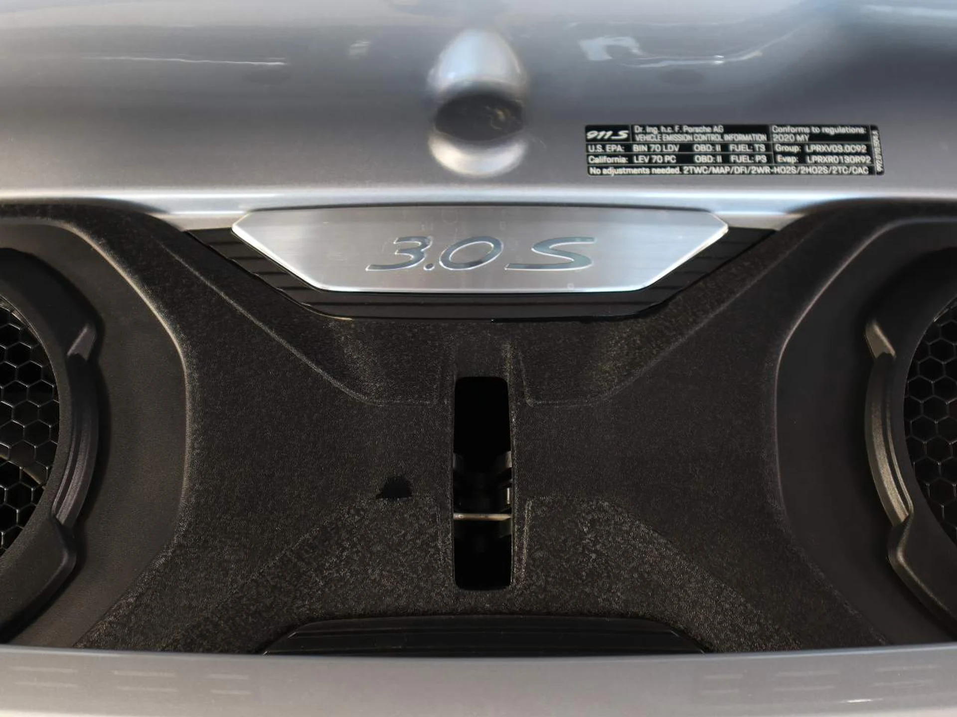 mph021_4069755907_53ed1b6efba4fc1d5ed53af0b8b7033a_195a897711