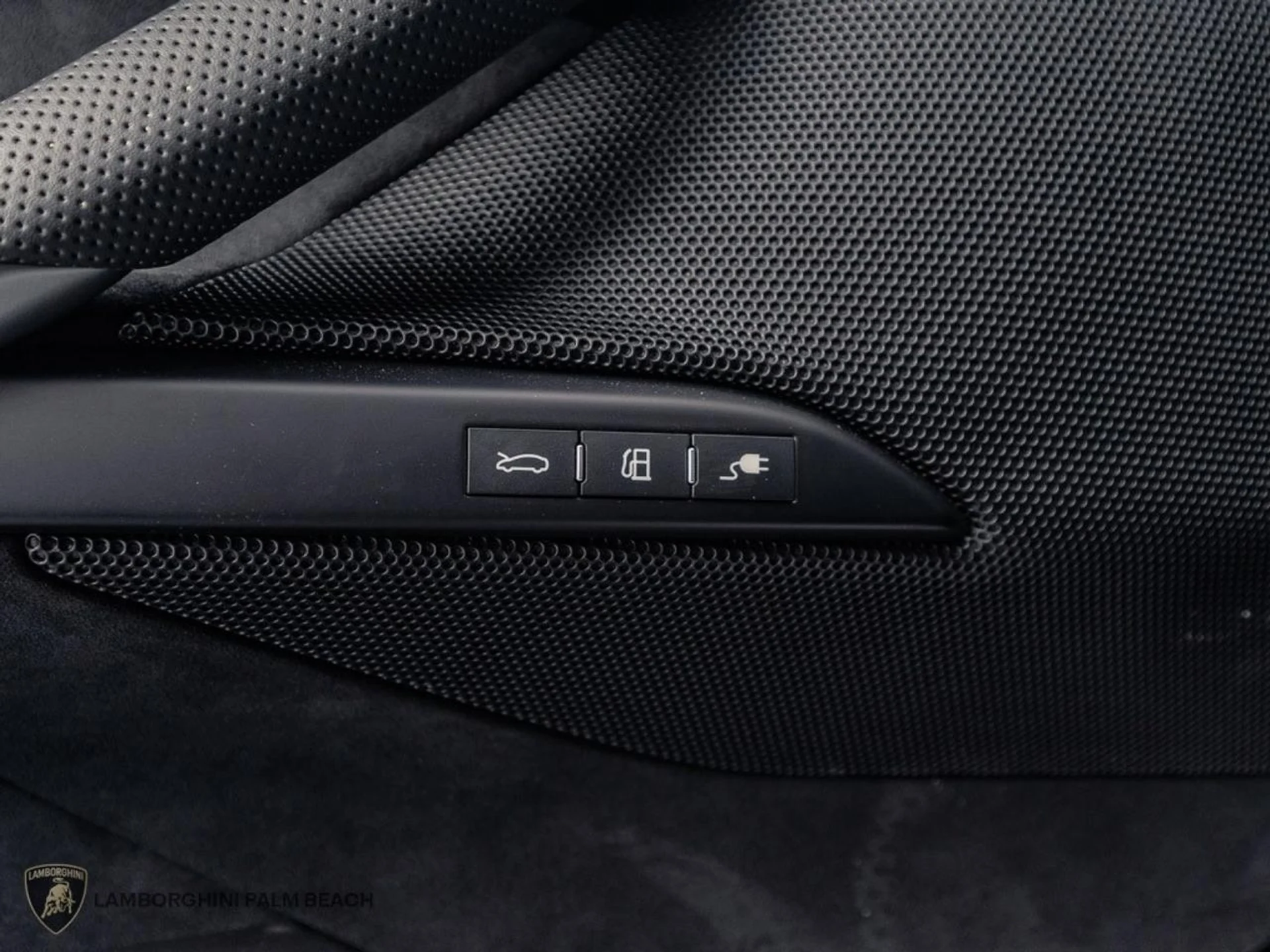 mph021_4070158814_ab72569dc5d2eb1389628479c781f81f_20a9c880db