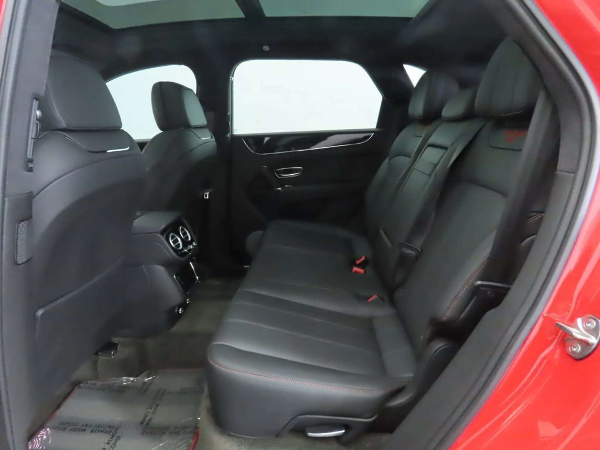mph021_4074104419_used_2019_bentley_bentayga_v8awd_8119_22926771_22_1024_dddfad8ec4