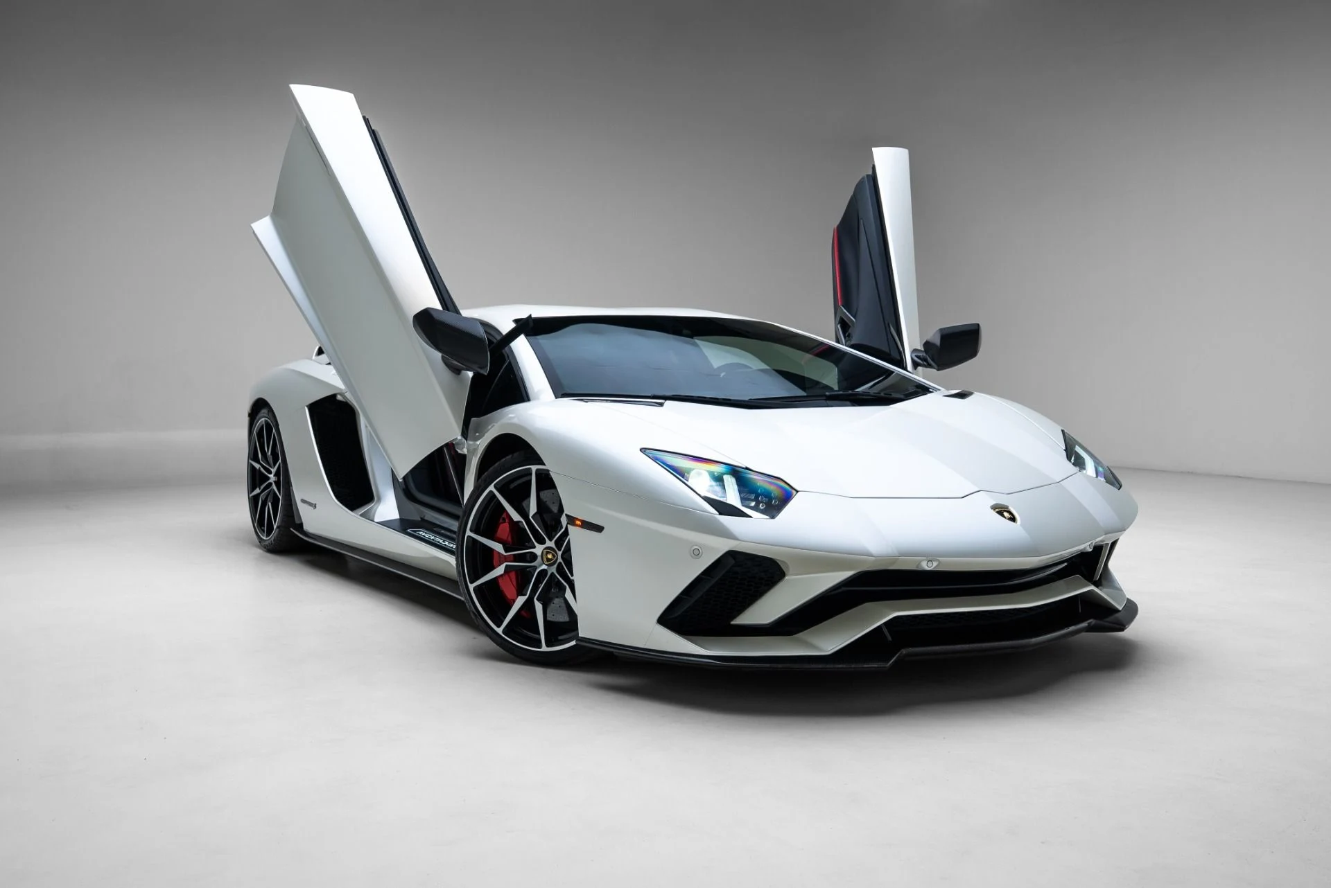 mph021_4076393993_Used_2017_Lamborghini_Aventador_LP_740_4_S_1775604663_e84806cc4b