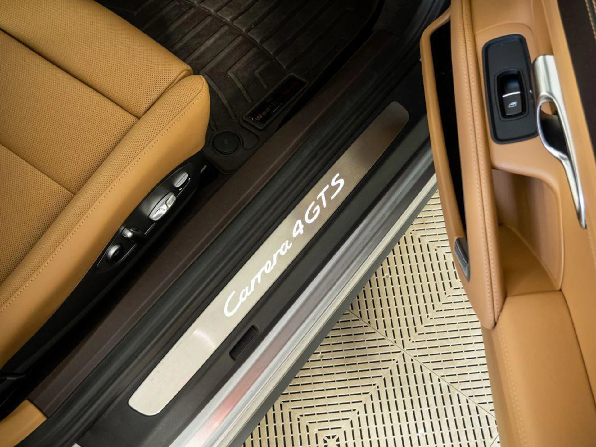 mph021_4081494844_n2_Q_Iiehn5h_IBZU_Dd_P_Bzh_D_Ka4j_I4_7d02e5c497