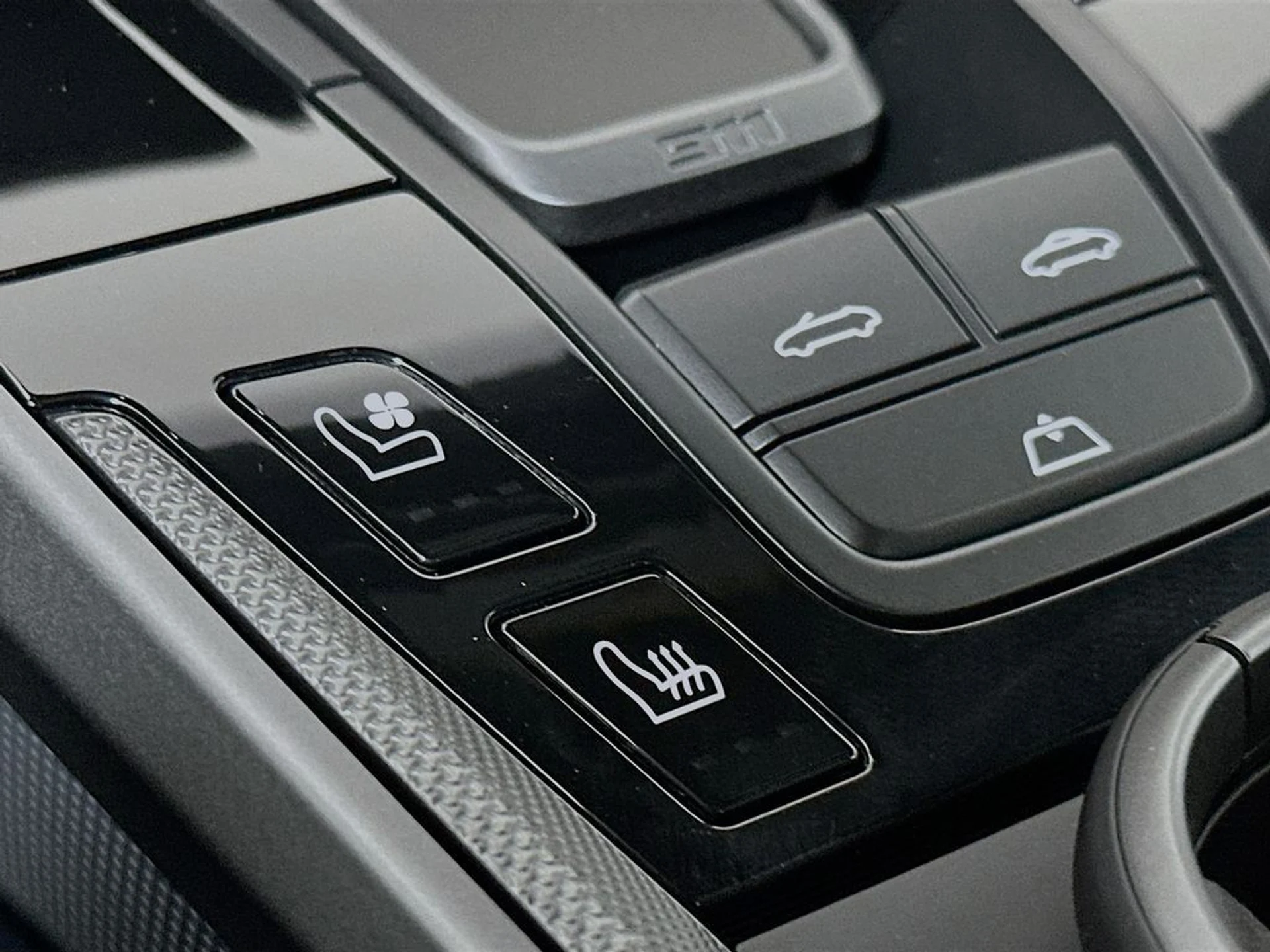 mph021_4088897963_1ac79d0ab37b69d30ec7348519142b13x_30db9b6f37