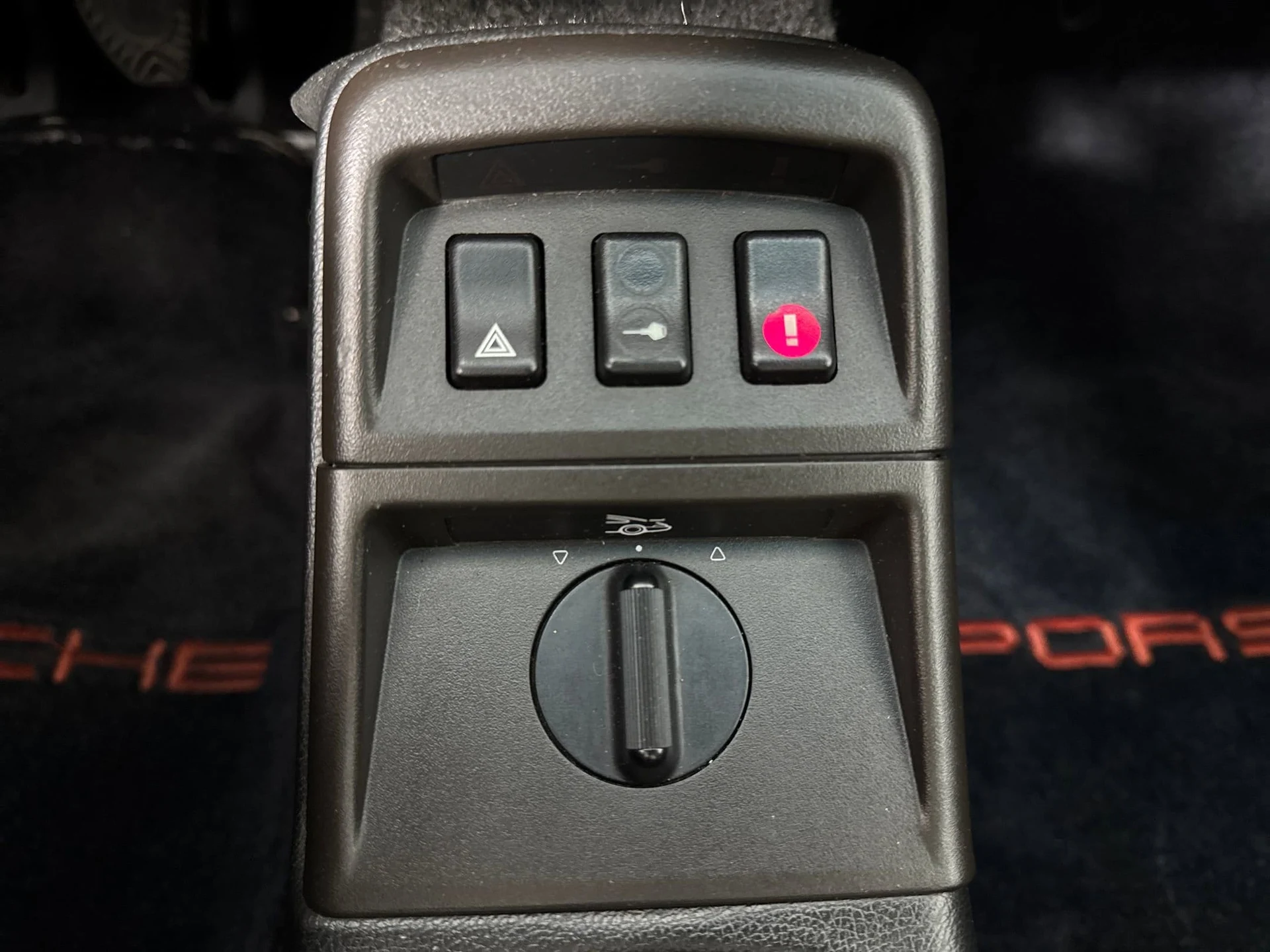 mph021_4090010765_35d574f0b99690a7c488b36747ccd137x_9da5309610