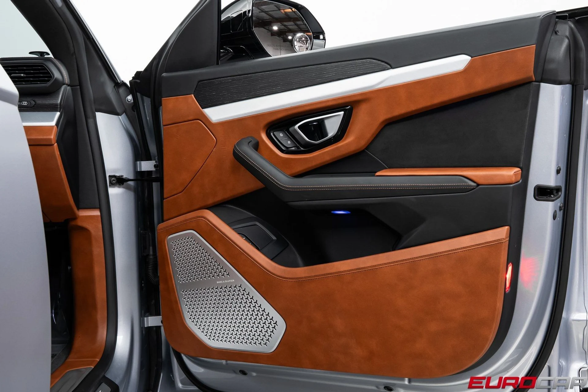 mph021_409367403_image_22_fc825fe97d