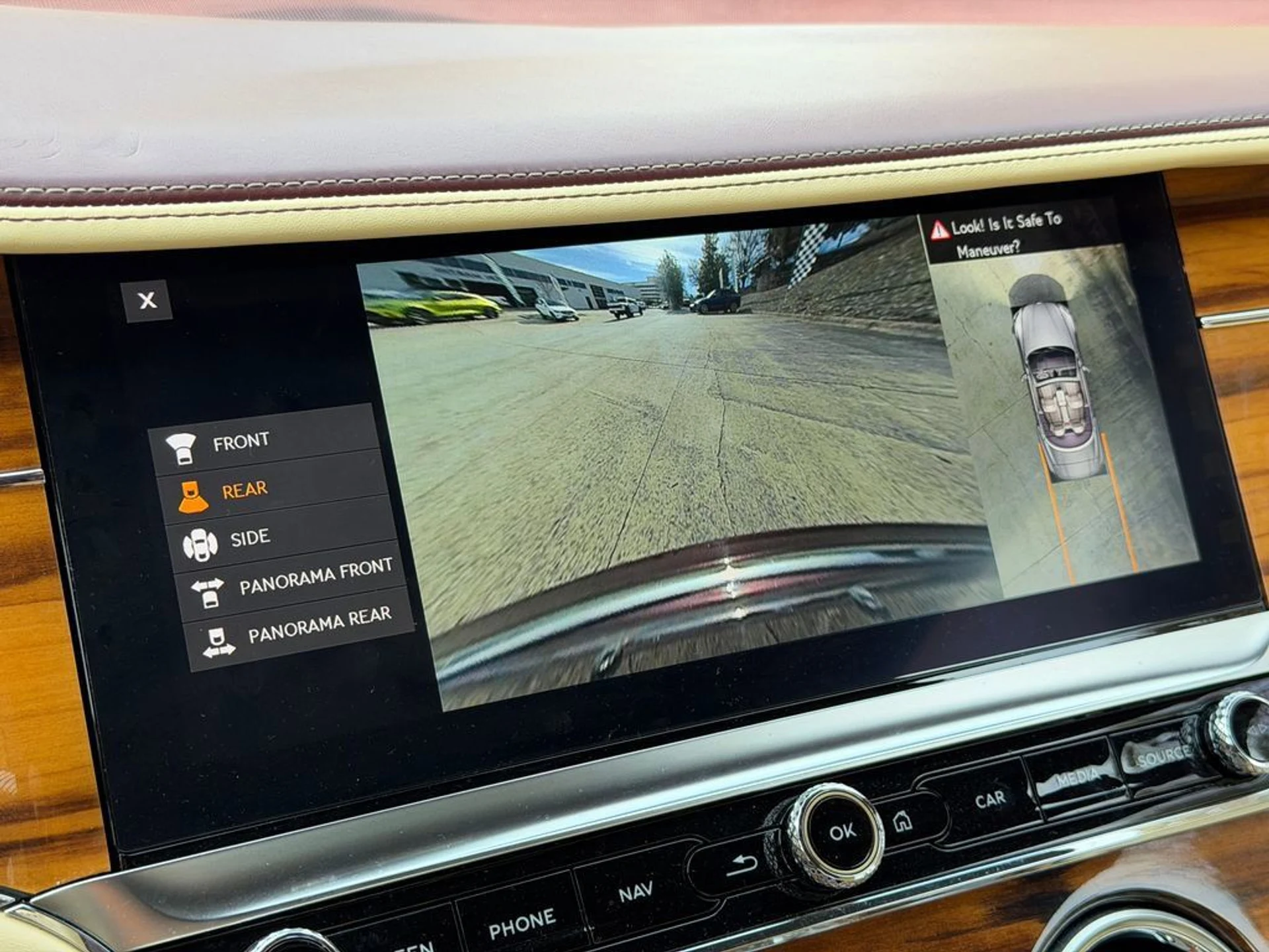 mph021_4103449741_99645da6bef14a68ba108e1d479e88eb_906a2f5761