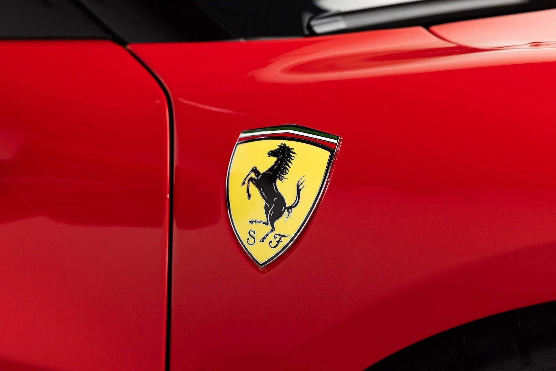 mph021_4104655891_Used_2026_Ferrari_296_GTB_1778334349_f962c0299a