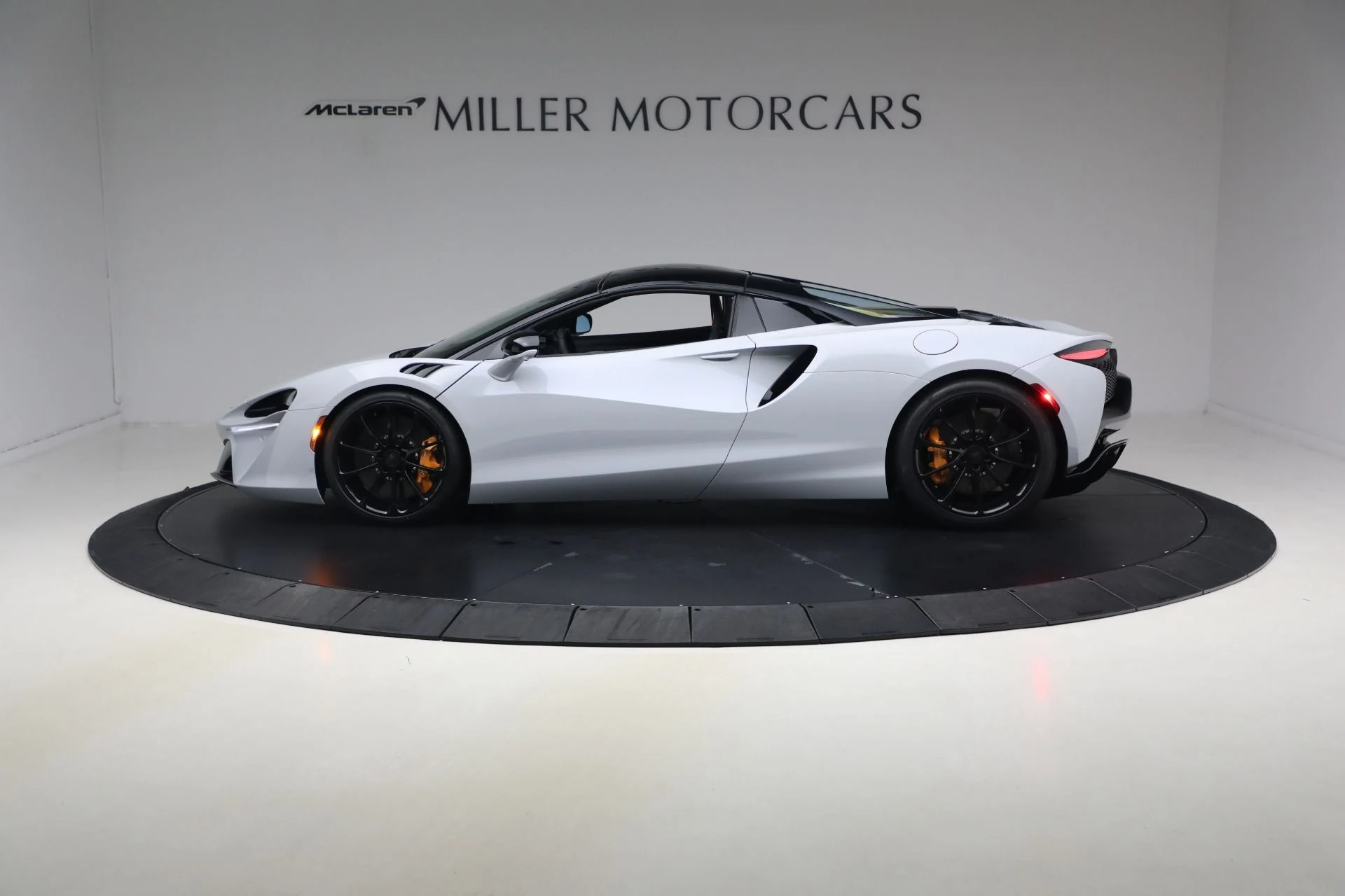 mph021_4107871721_New_2026_Mc_Laren_Artura_Spider_Vision_65ab394a5b