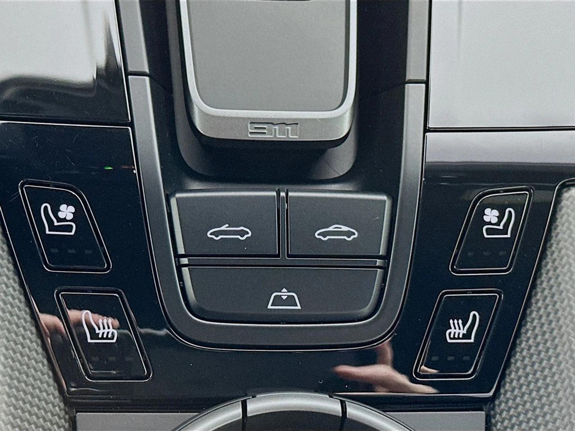 mph021_4111289568_c68a5d145533ab64e830adbbd9628b7fx_c941fb248a