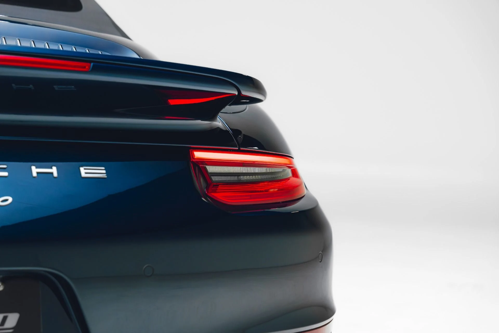 mph021_4114107924_Used_2019_Porsche_911_Turbo_1781652578_4759610c40