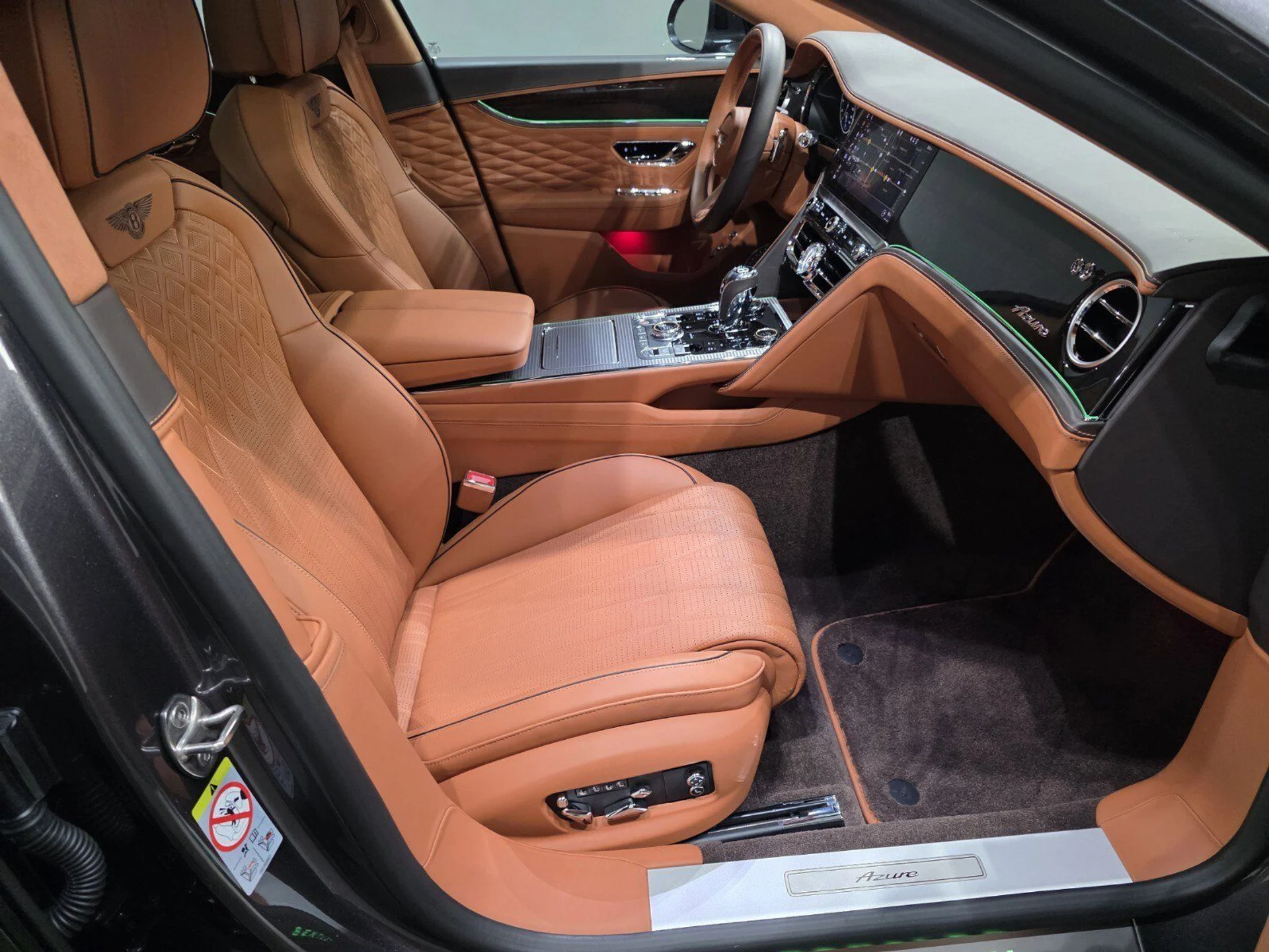 mph021_412555779_e2e50ec63ba2de9bc0a28fcf8203edeb_e3eab41299