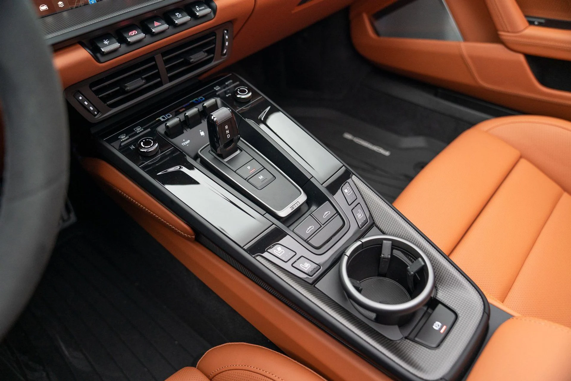 mph021_4130499018_4fd2c5fd766b42e95848196fa3718424x_a782be696c