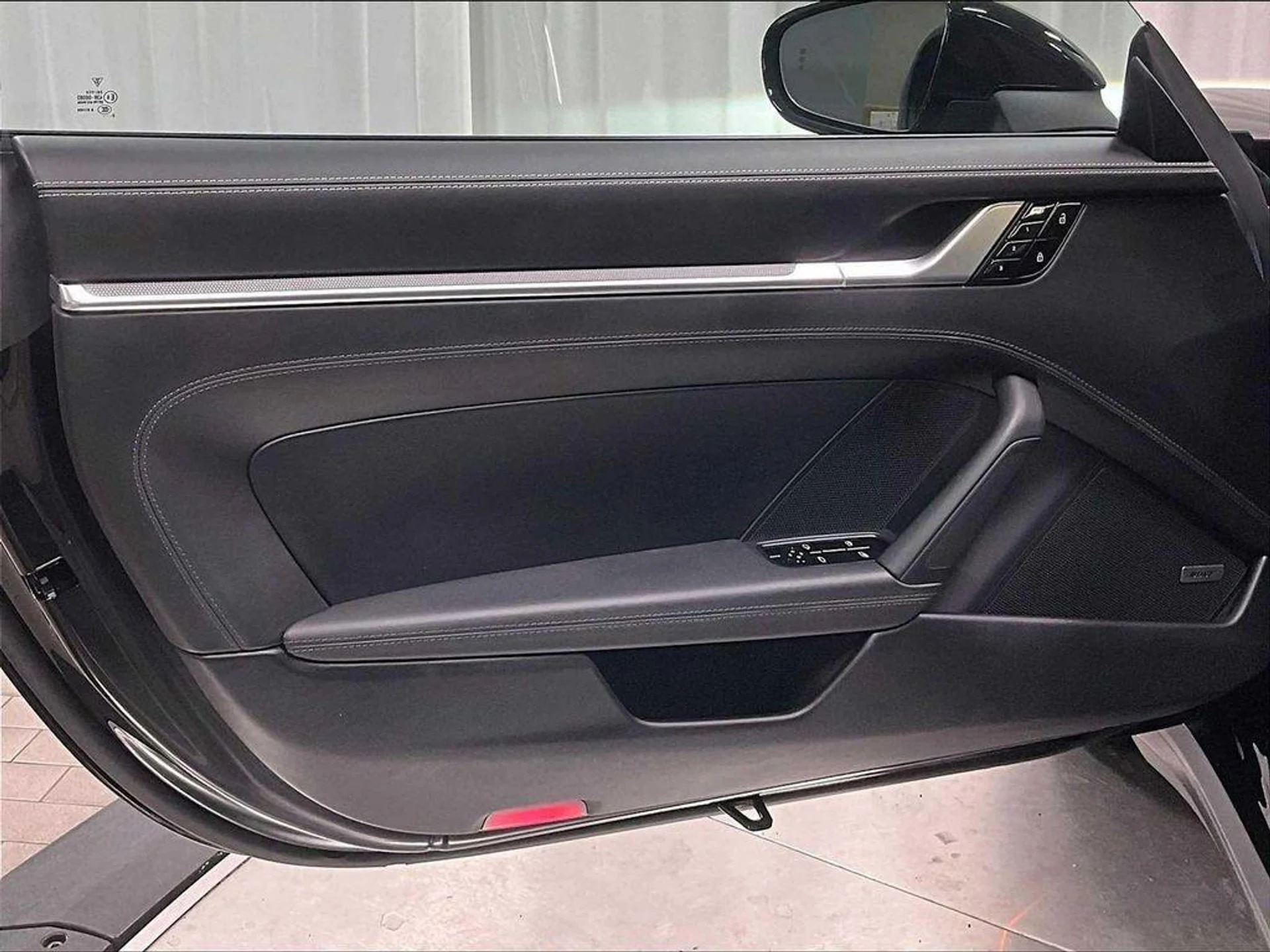 mph021_4135984116_l_N3_DJ_0_E9mq4b_QJEX_Oc8_Na_Hmu_G4_2556459652