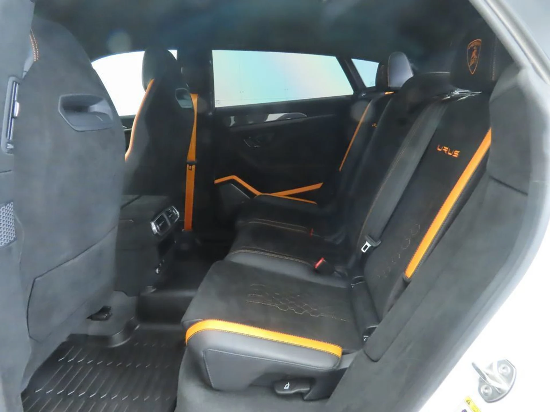 mph021_4136618207_used_2024_lamborghini_urus_performanteawd_8119_22973080_22_1024_9d5feb070f