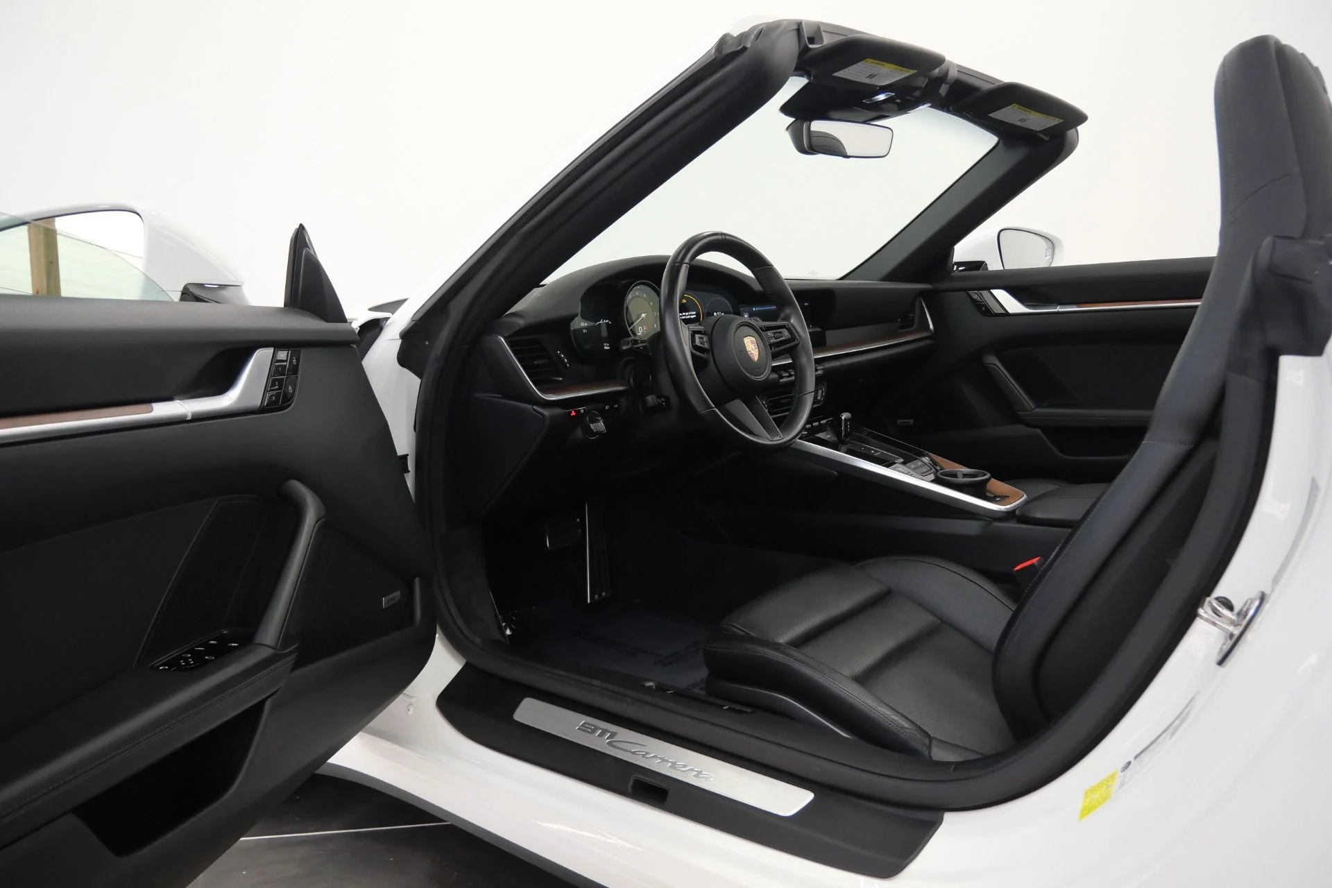 mph021_4138733568_Used_2020_Porsche_911_Carrera_Heated_and_Ventilated_Seats_Bose_Audio_1781290304_2d7fae95ad