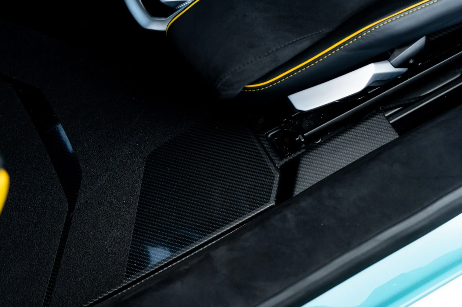 mph021_4141982260_Used_2023_Lamborghini_Huracan_Tecnica_1779493842_886771d099