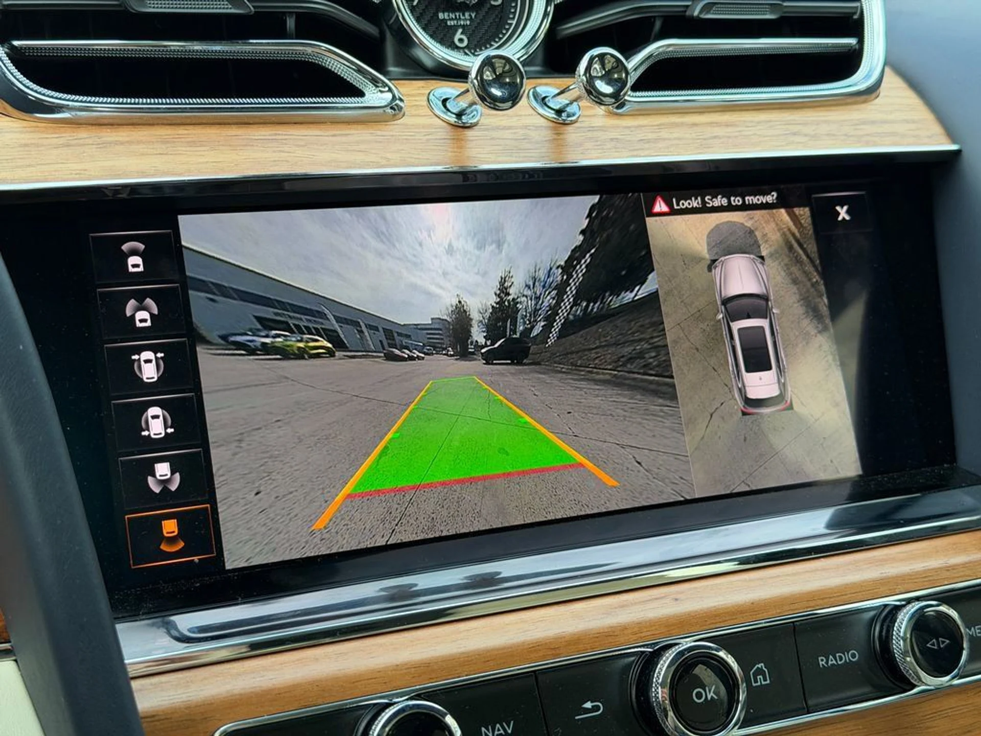 mph021_4149759232_ee49d6f9e5c94c028a83db401468ab05_485c1bba23