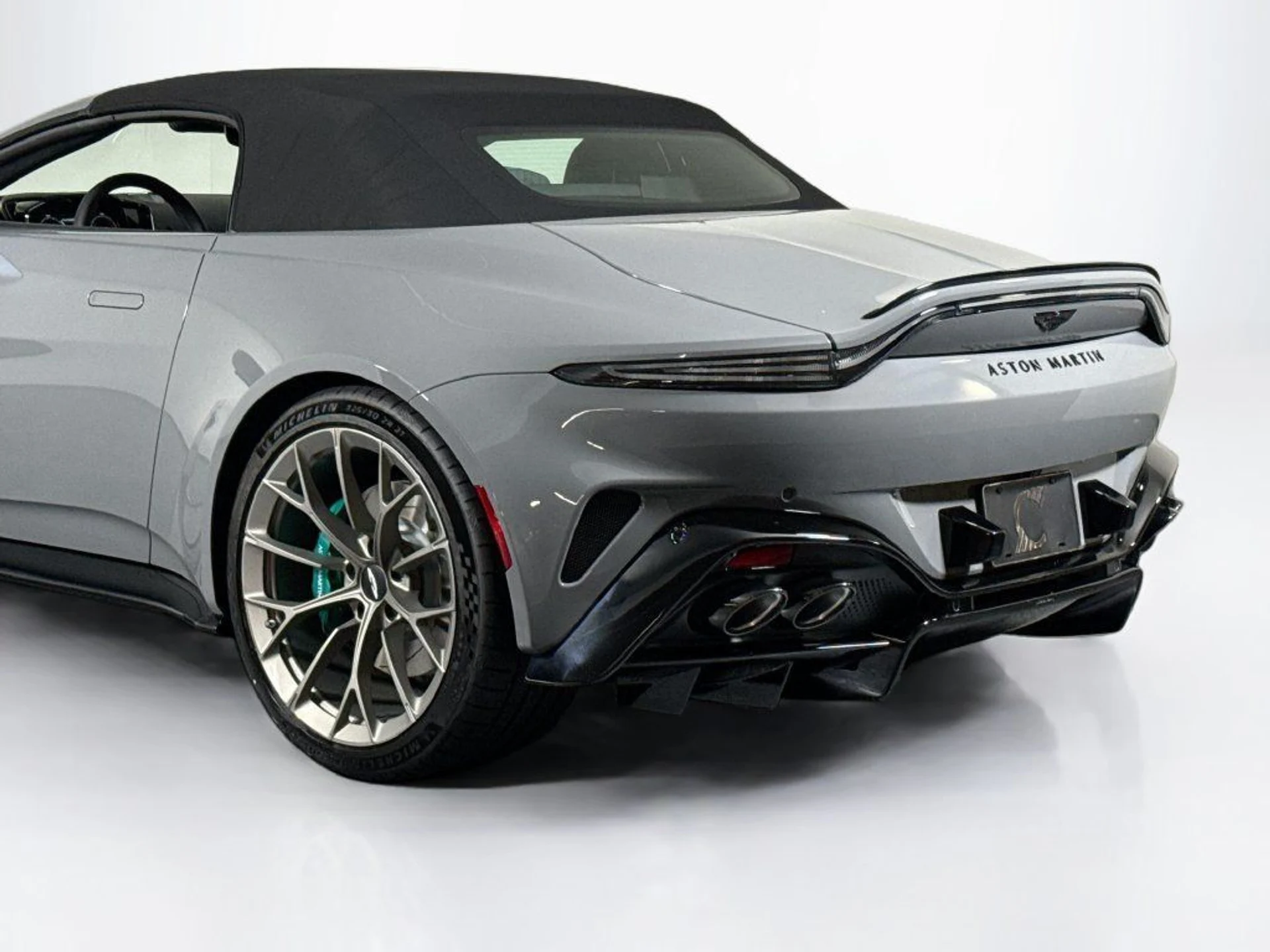 mph021_4150467586_new_2026_aston_martin_vantage_sroadster_11350_23086736_21_1024_e0cc30bb08