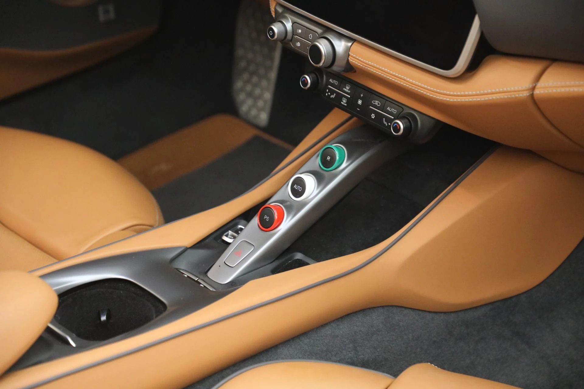 mph021_4150477758_Used_2022_Ferrari_Portofino_M_1785520337_7bfd59ff29