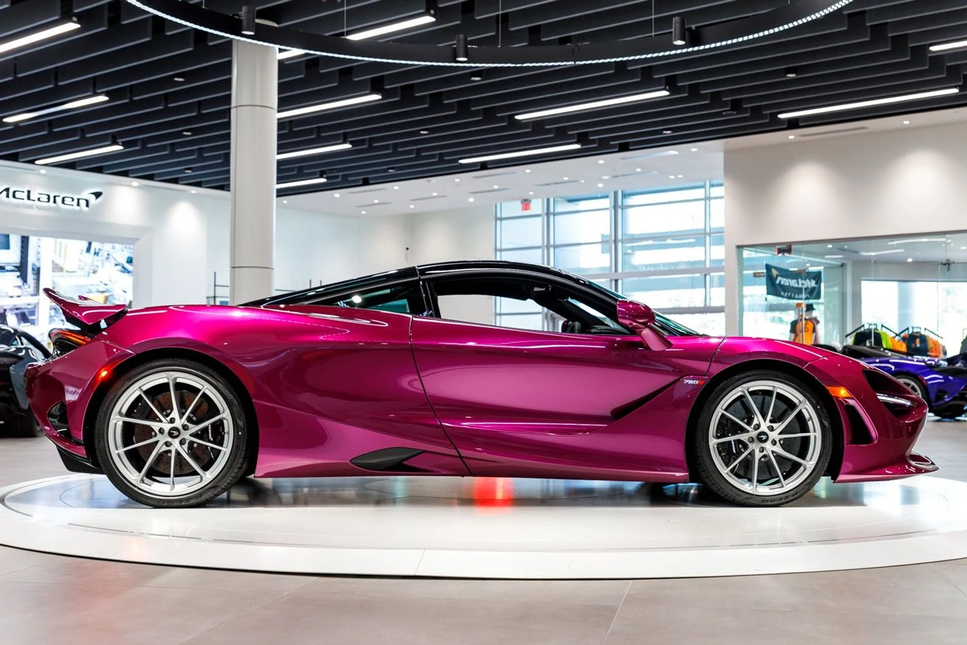 mph021_4153151715_676_p22_l_34d60c3c67