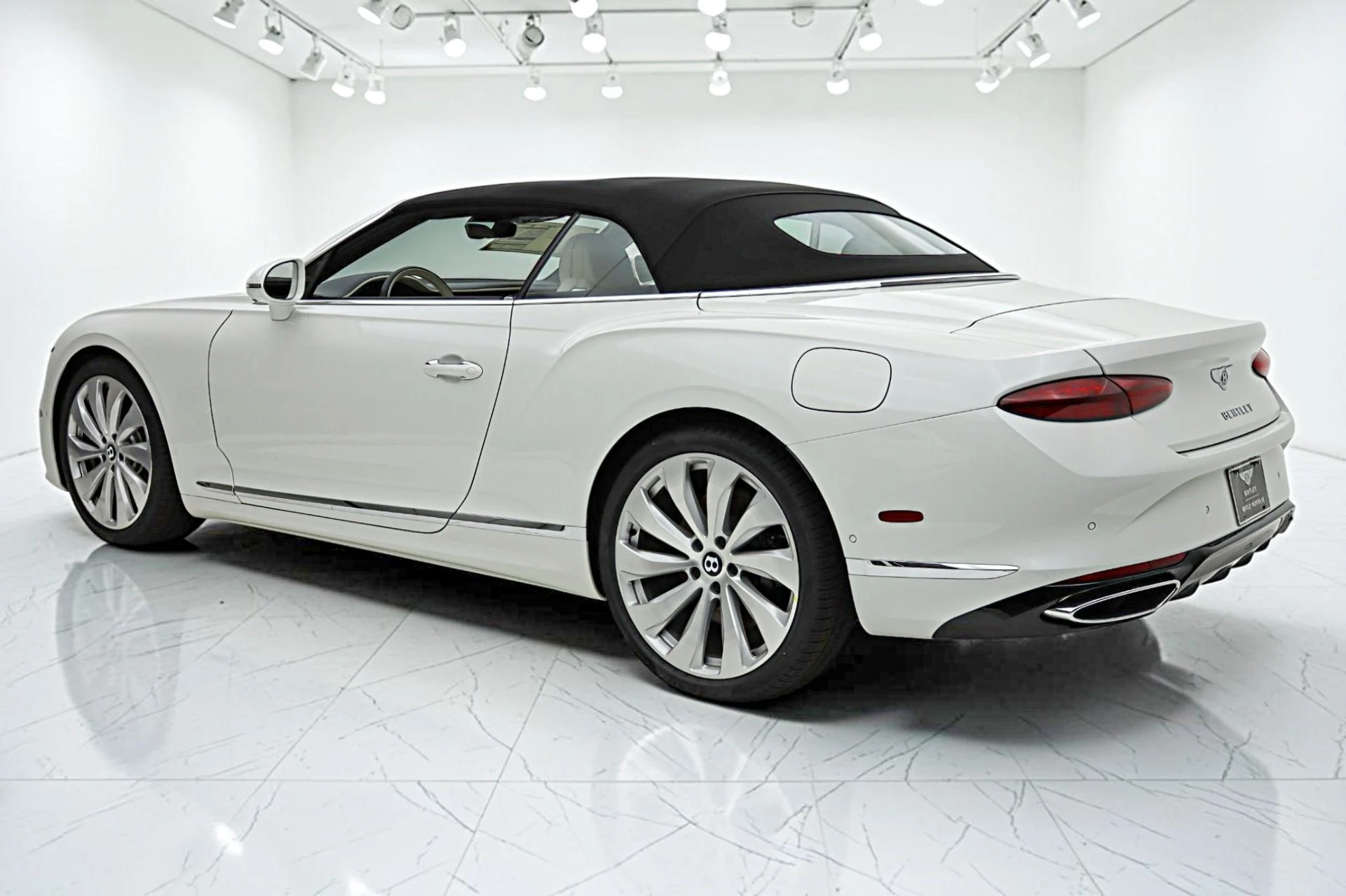 mph021_4156224238_New_2026_Bentley_Continental_GTC_a3a3588501