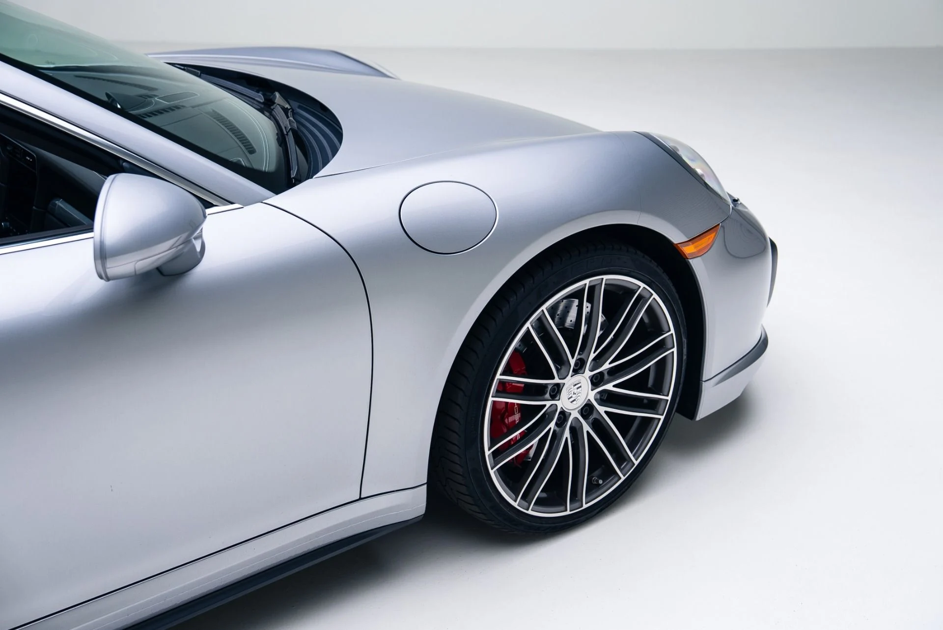 mph021_4158041533_Used_2018_Porsche_911_Turbo_1765307368_c60480e10c